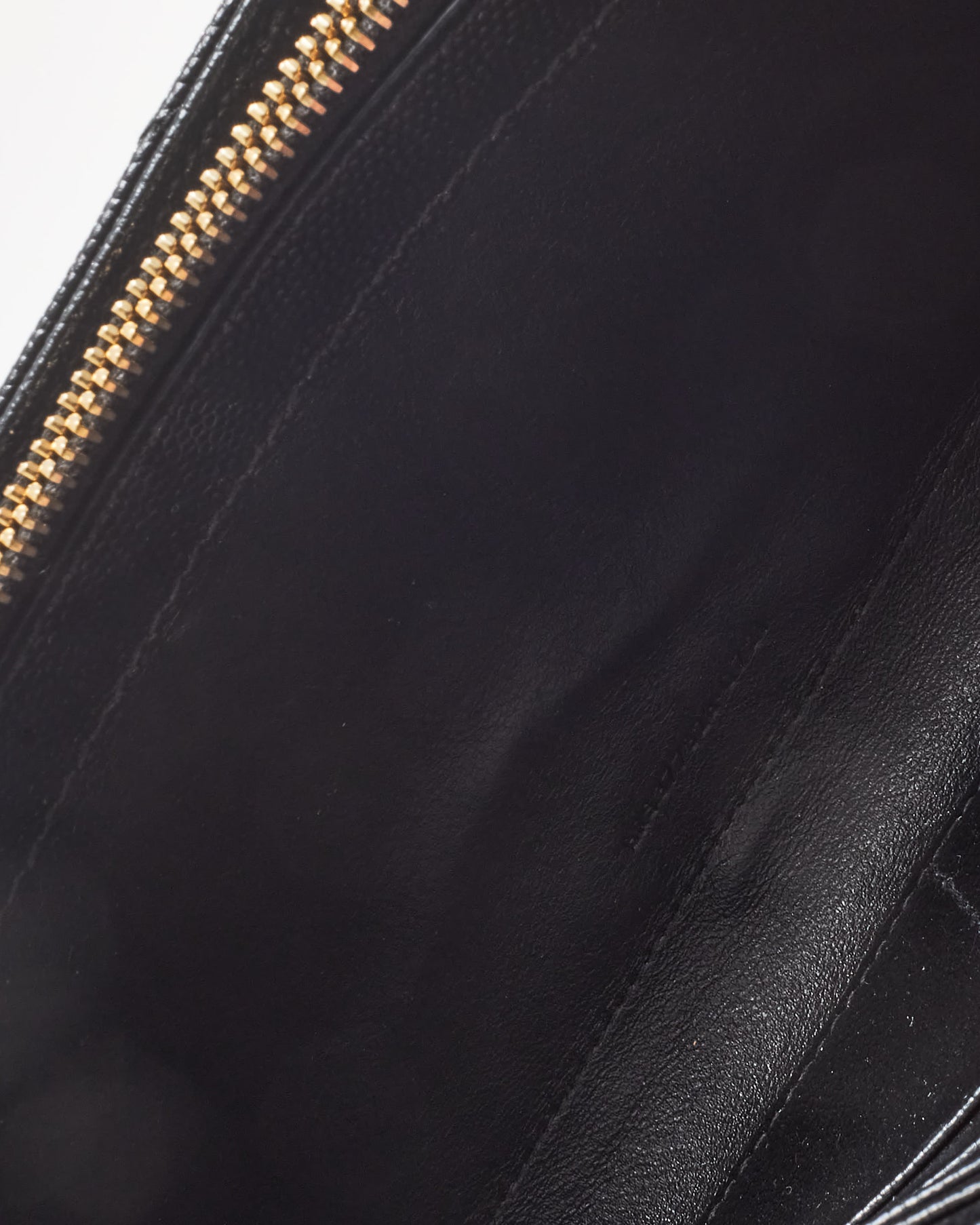 Saint Laurent Black Leather GHW Cassandra Envelope Classic Wallet On Chain