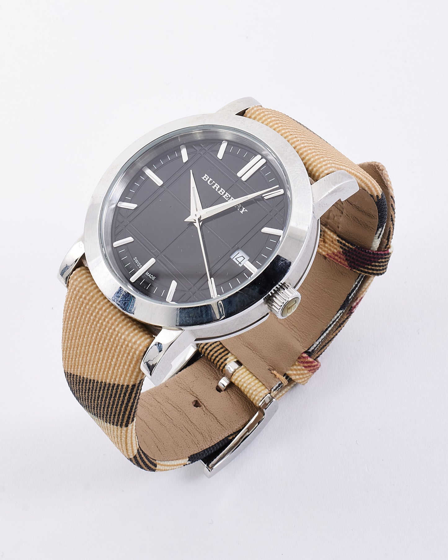 Burberry Black Dial 
Nova Check Canvas 38MM Watch