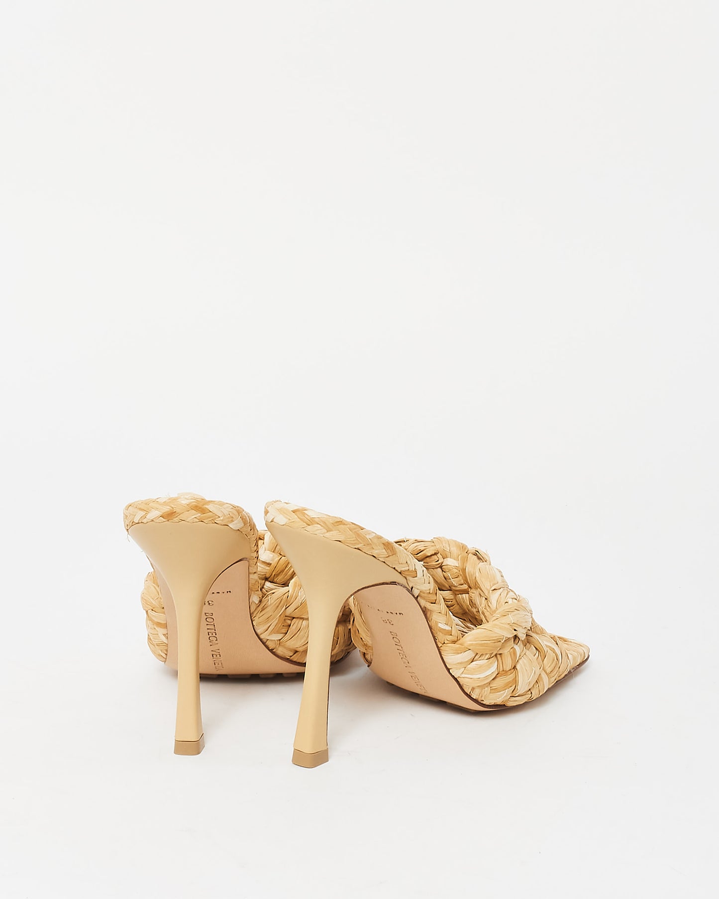 Bottega Veneta Beige Raffia Braided Mule Sandals - 38