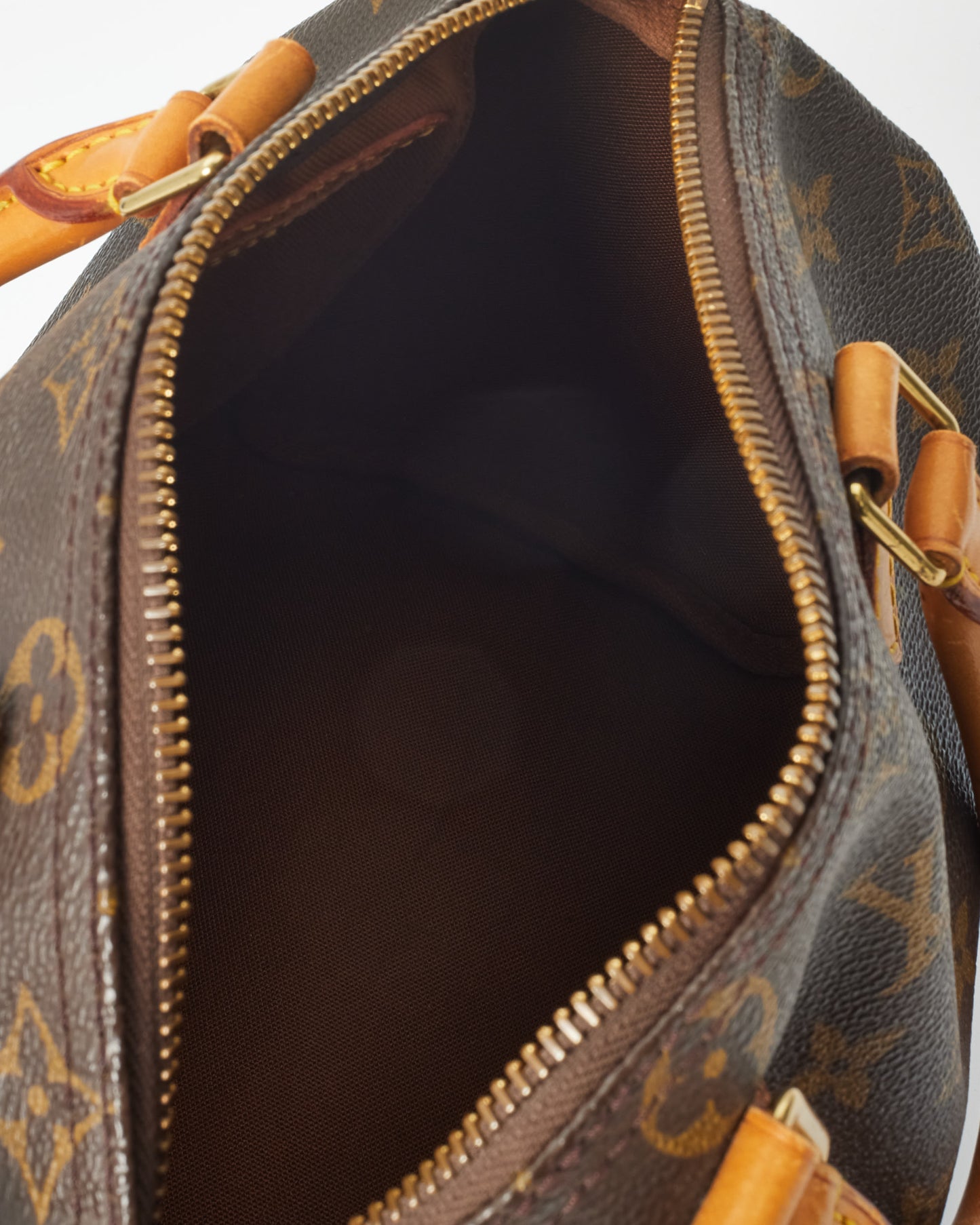 Louis Vuitton Monogram Coated Canvas Speedy 25