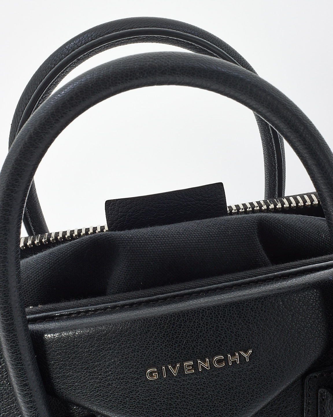 Givenchy Black Grained Medium Antigona Bag