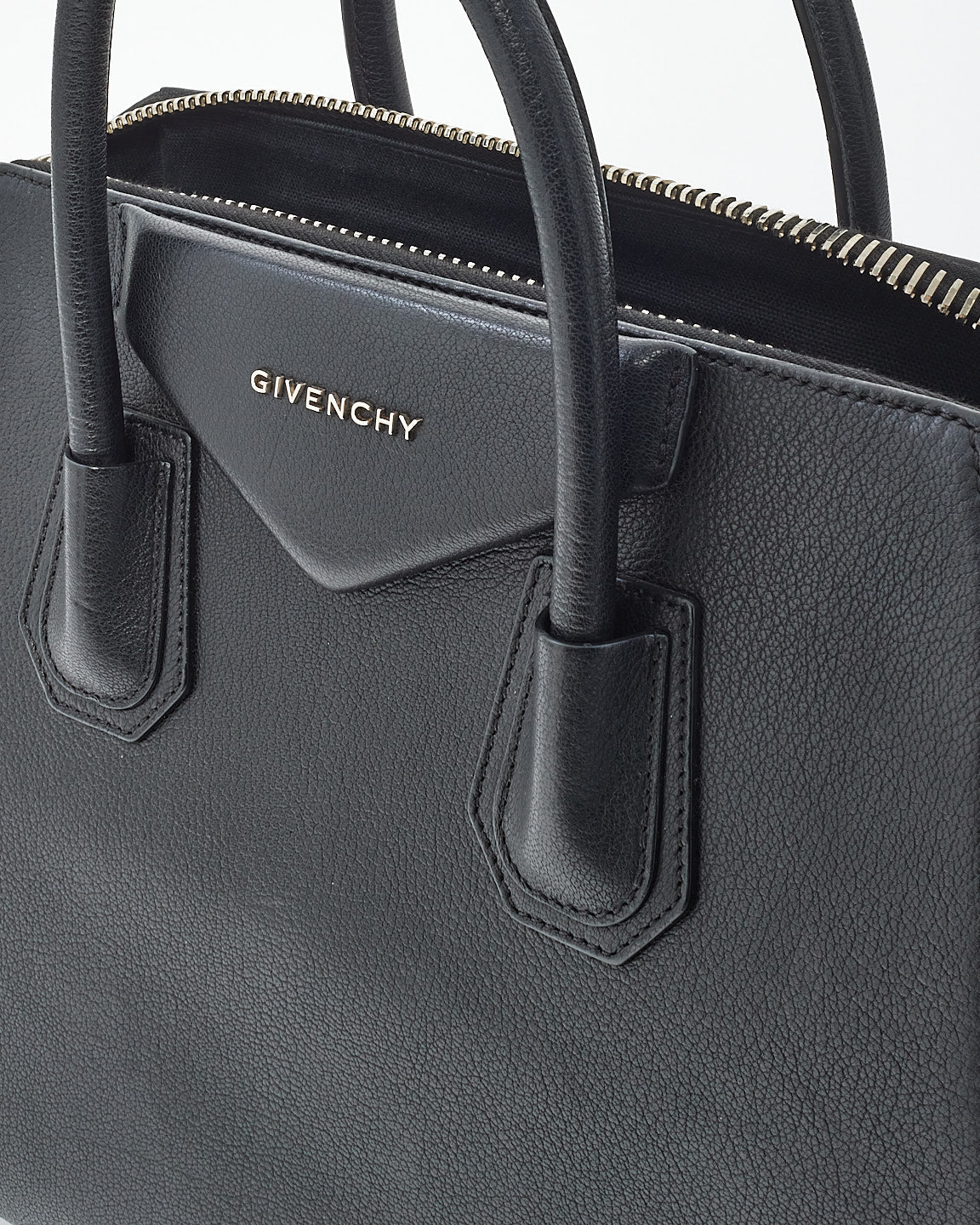 Givenchy Black Grained Medium Antigona Bag