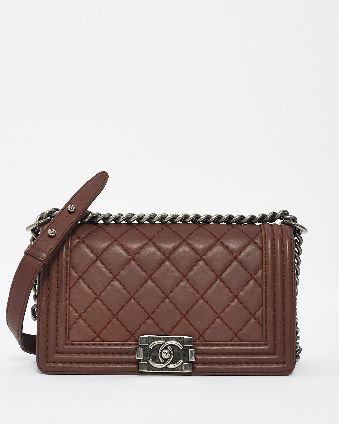 Sac Boy Old Medium en cuir matelassé marron Chanel