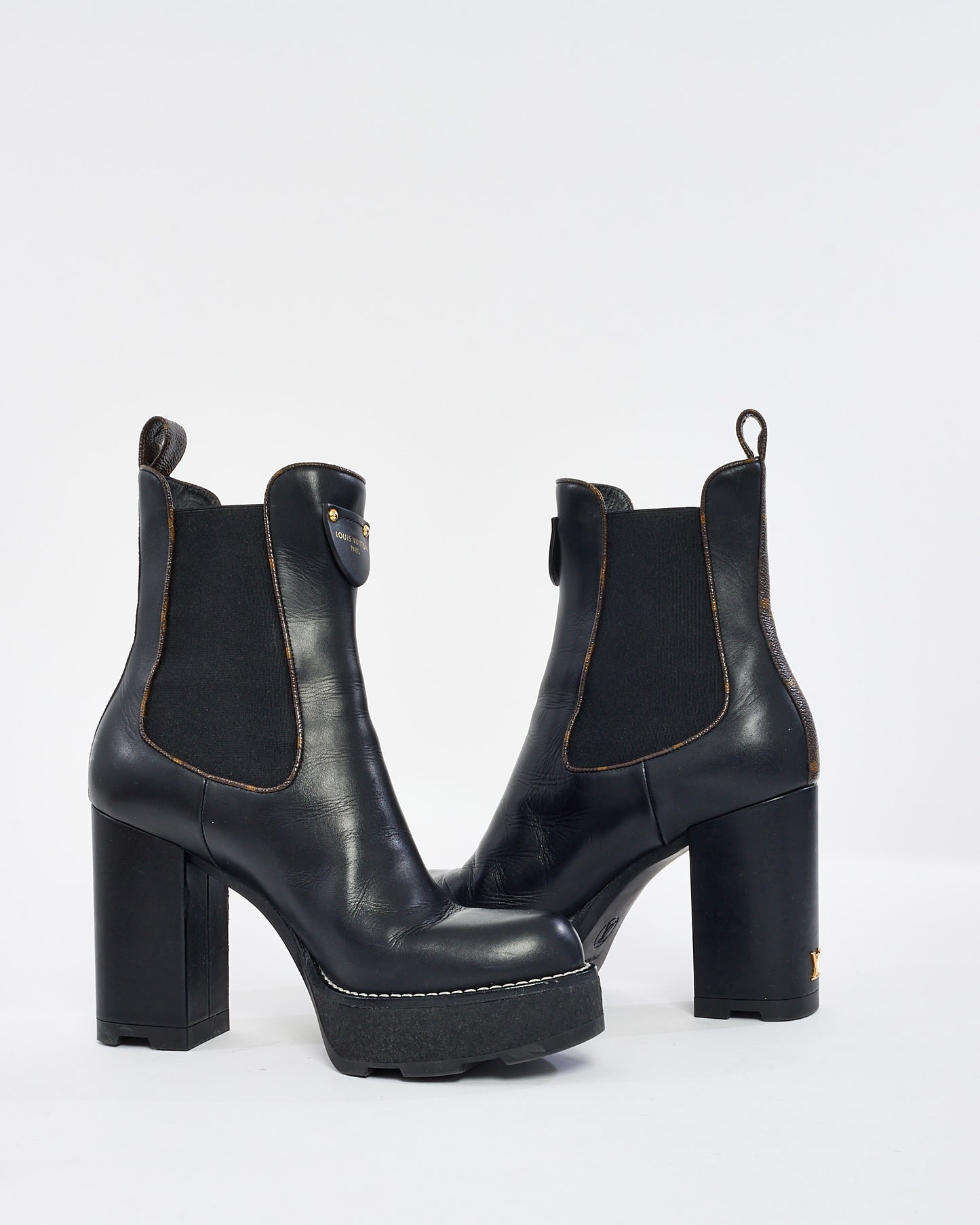 Louis Vuitton Black Leather 
Monogram Beaubourg Heeled Ankle Boot - 39