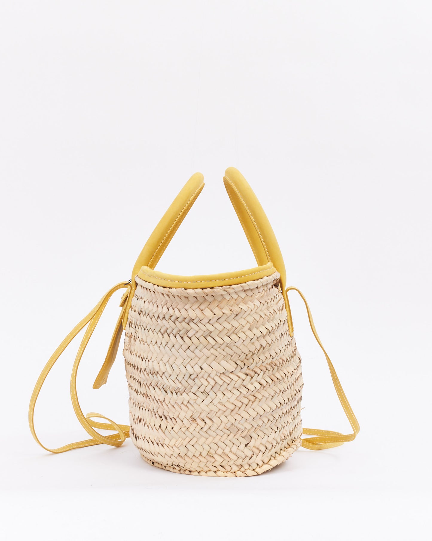 Jacquemus Beige 
Yellow Le Raphia 
Le Panier Soli
 Tote