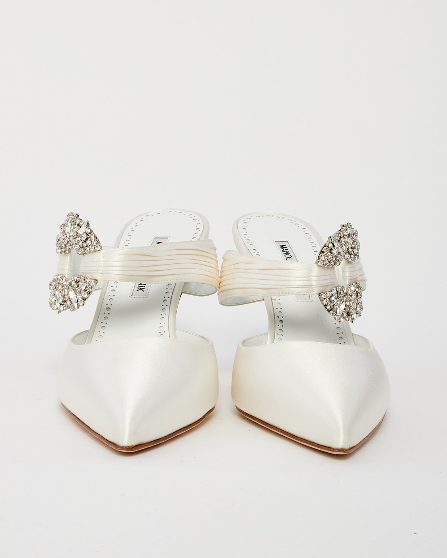 Manolo Blahnik White Satin Maidugura Embellished Pumps - 41