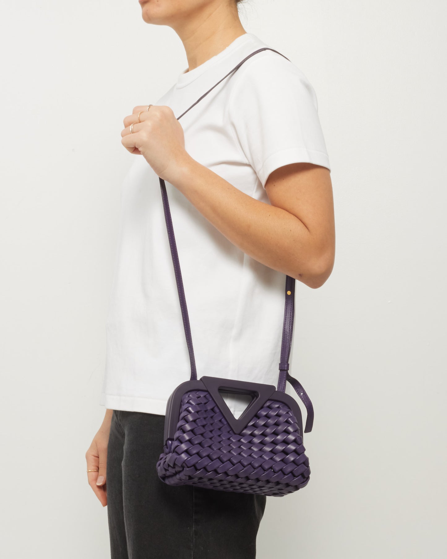 Bottega Veneta Mini sac Point en cuir intrecciato violet