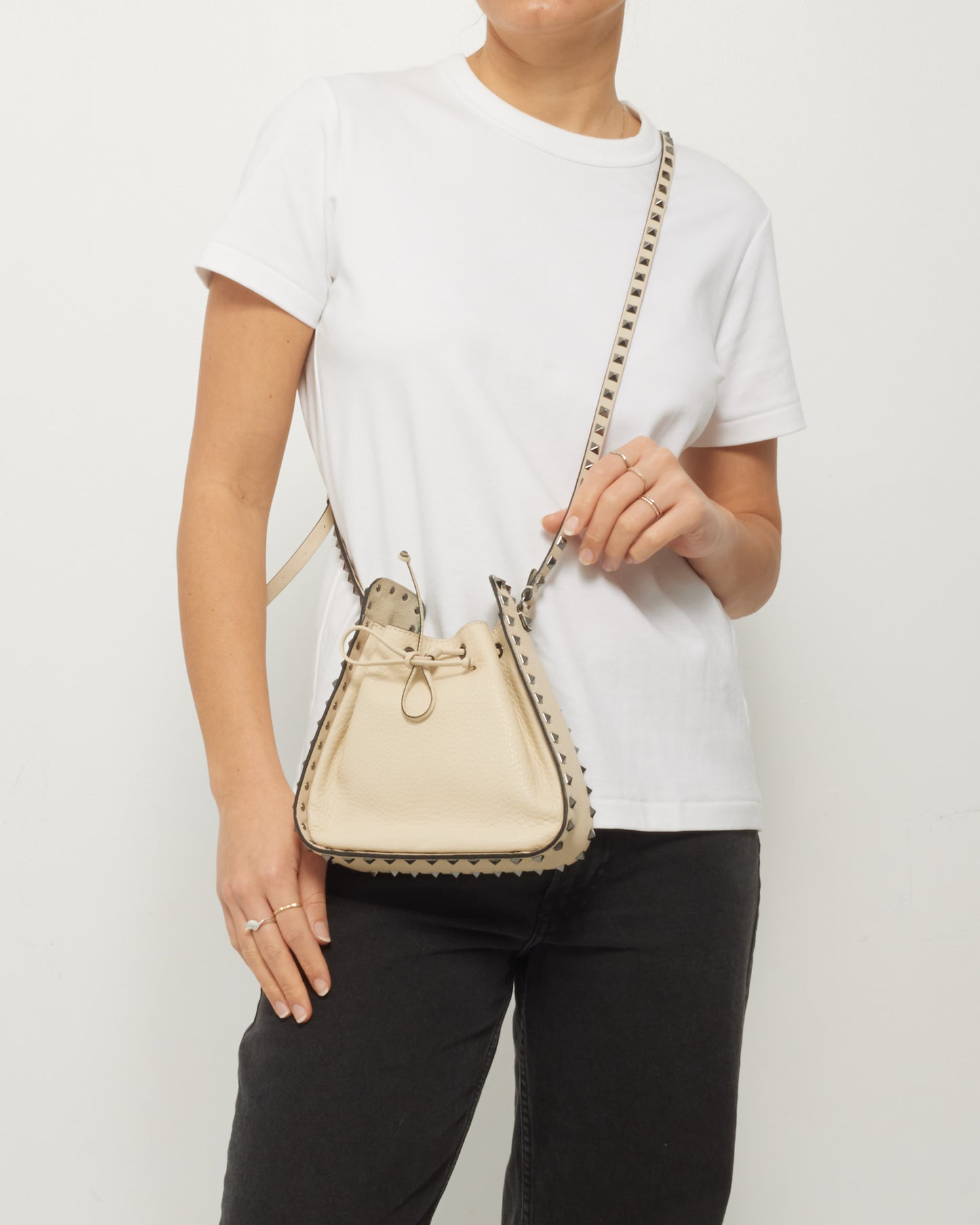 Valentino Cream Leather Rockstud Drawstring Small Bucket Bag