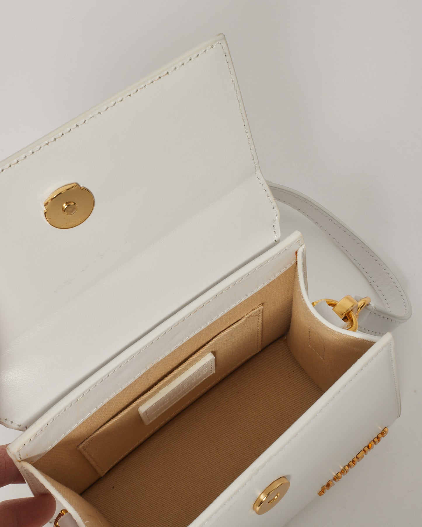 Jacquemus White Leather "Le Chiquito Moyen" Bag