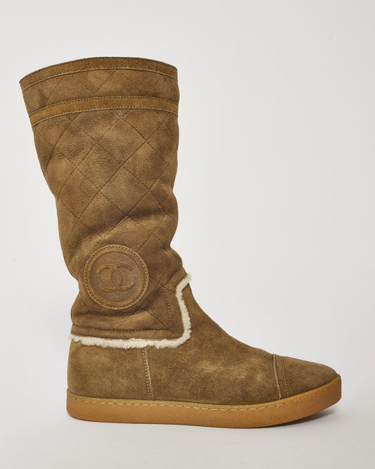 Chanel Green Suede Shearling Interior Boots - 37