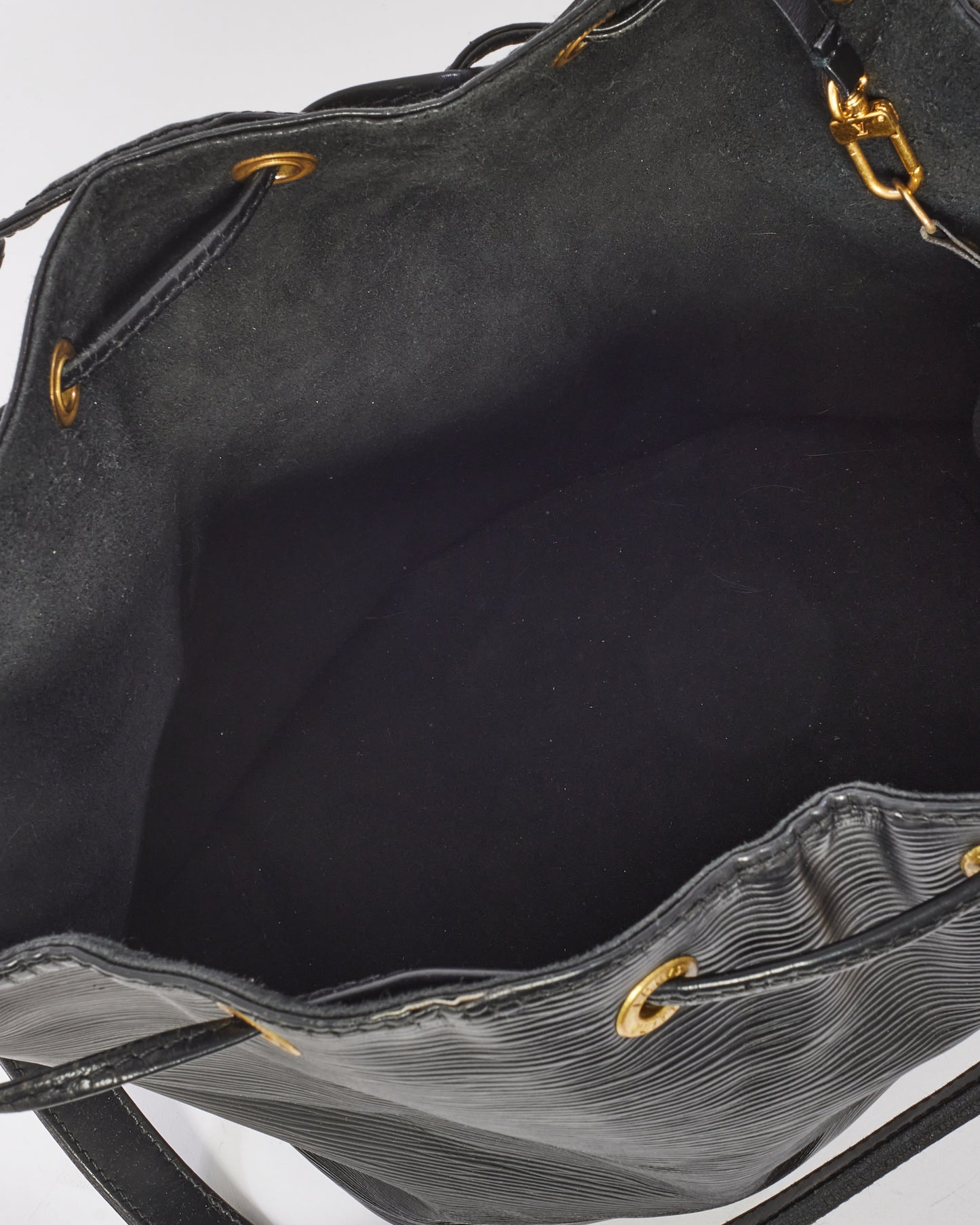 Louis Vuitton Black Epi Leather Noe Bucket Bag W Pochette