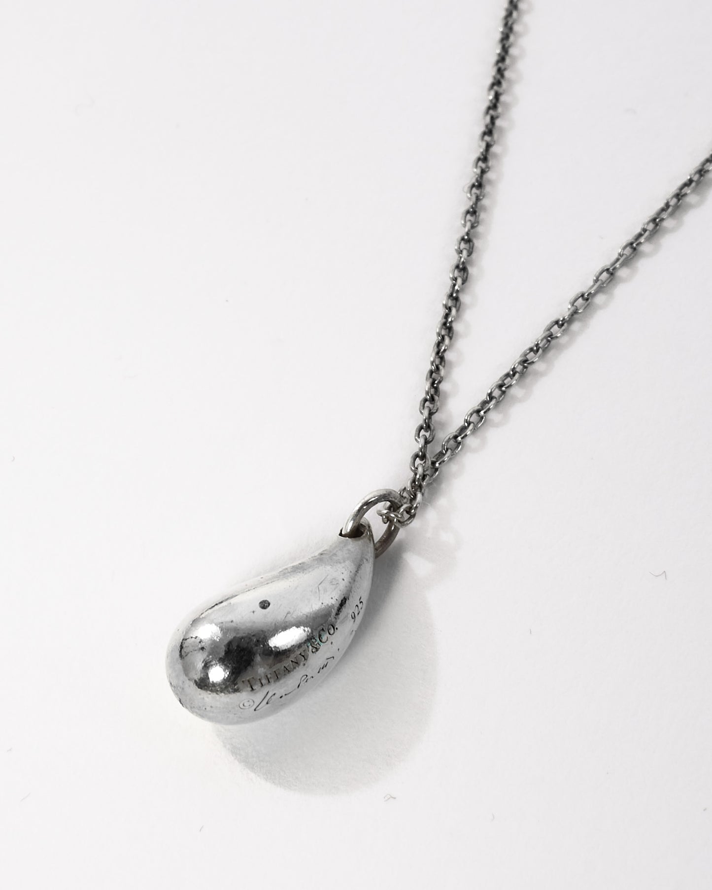 Tiffany 
Co. Sterling Silver Elsa Peretti Teardrop Pendant Necklace