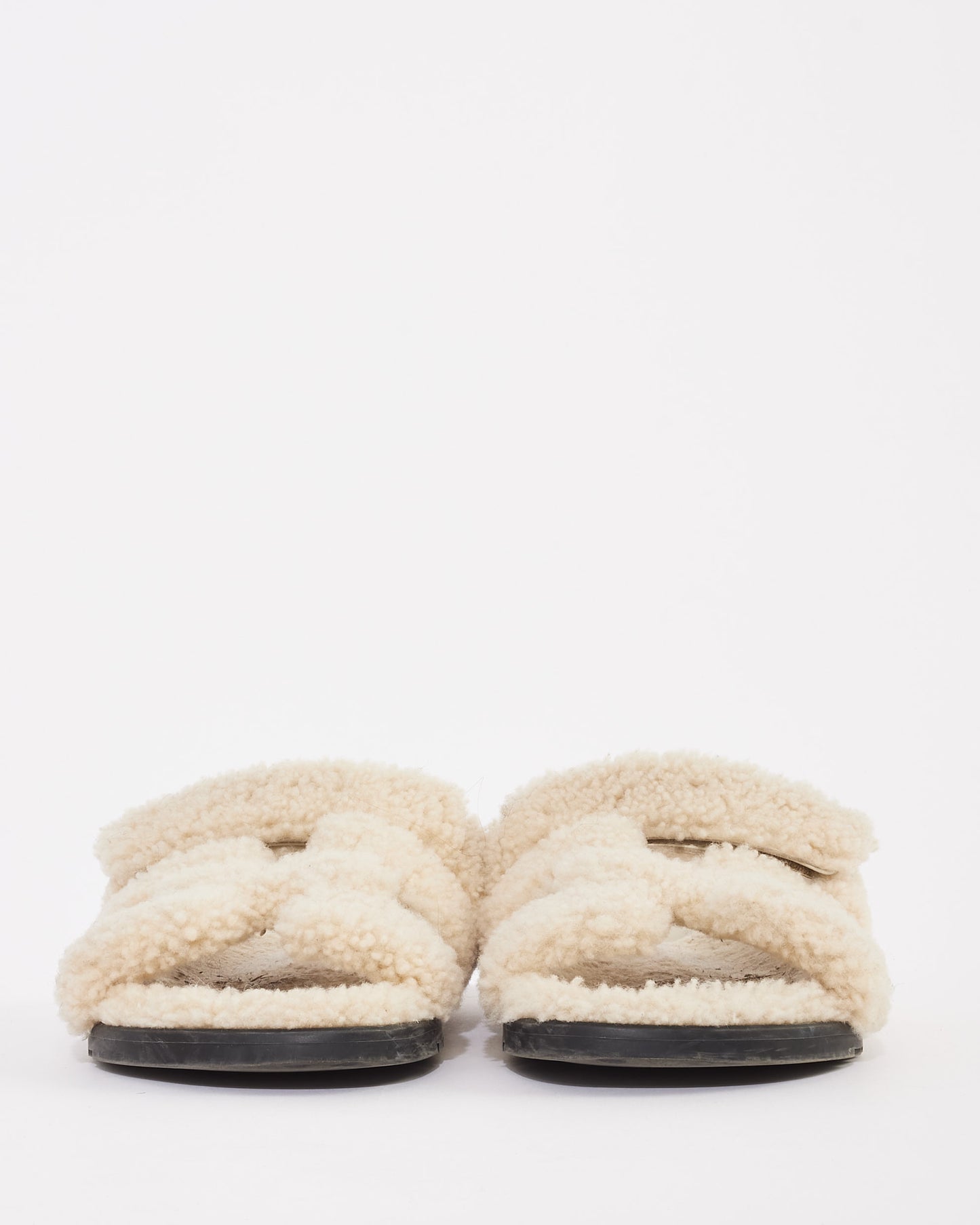 Hermès Ecru Shearling Chypre Sandals - 41