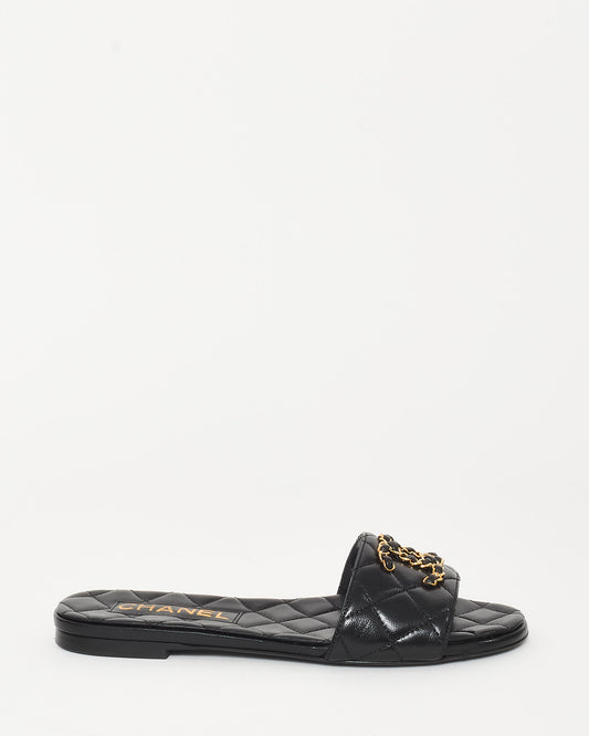 Chanel Black Quilted Leather 
Chain CC 19 Logo Slides - 35