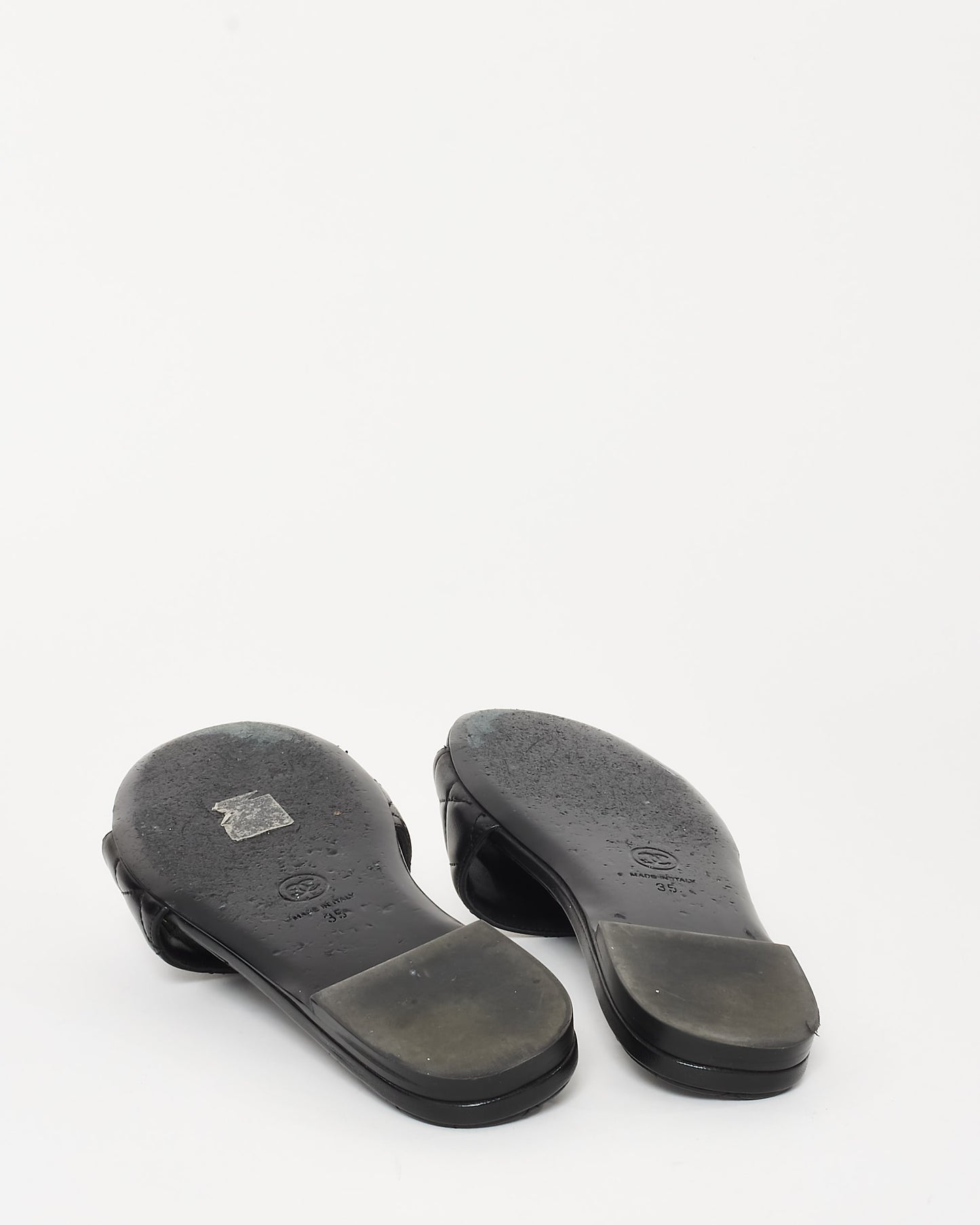 Chanel Black Quilted Leather 
Chain CC 19 Logo Slides - 35