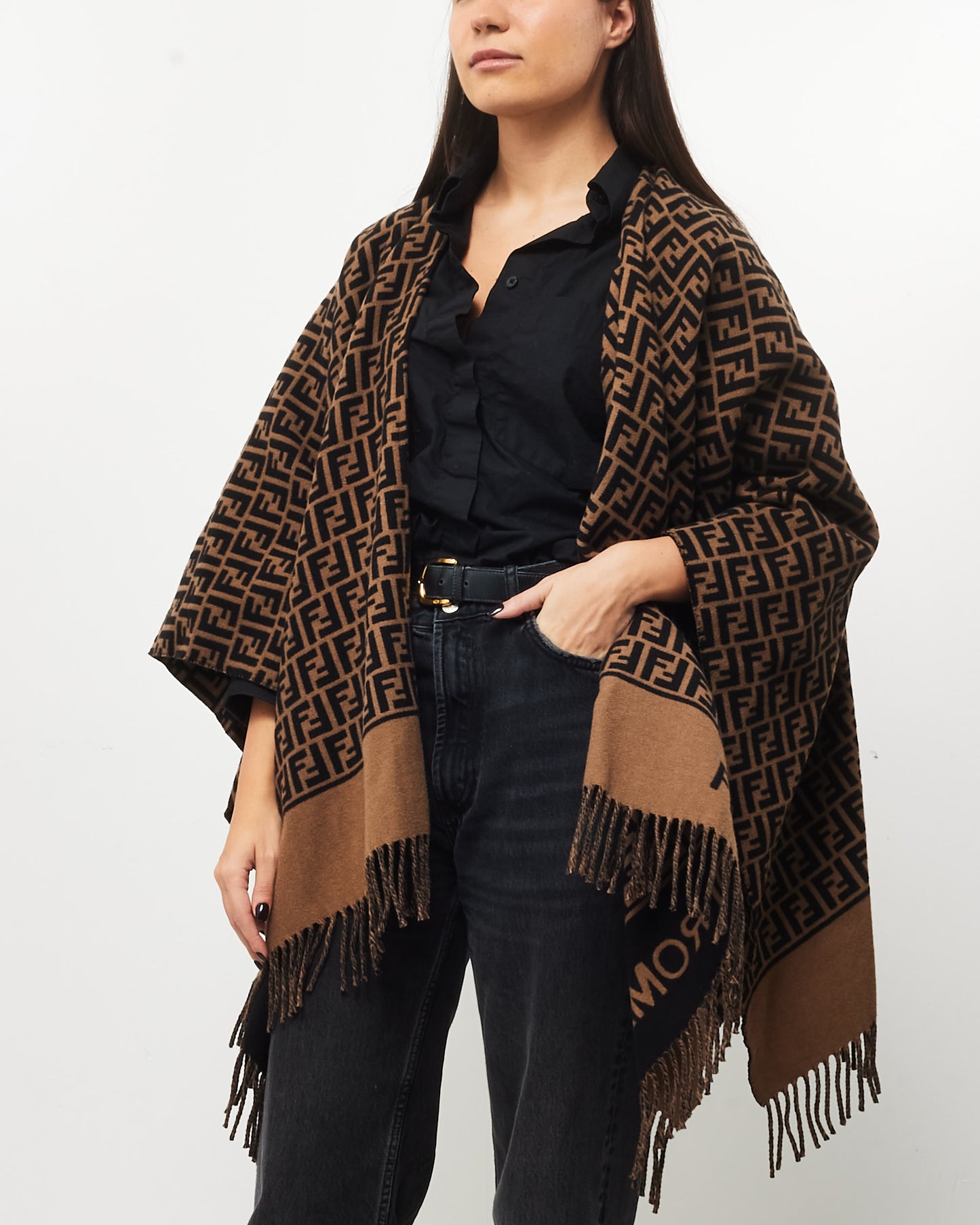 Fendi Brown Zucca Print Wool 
Fleece Poncho