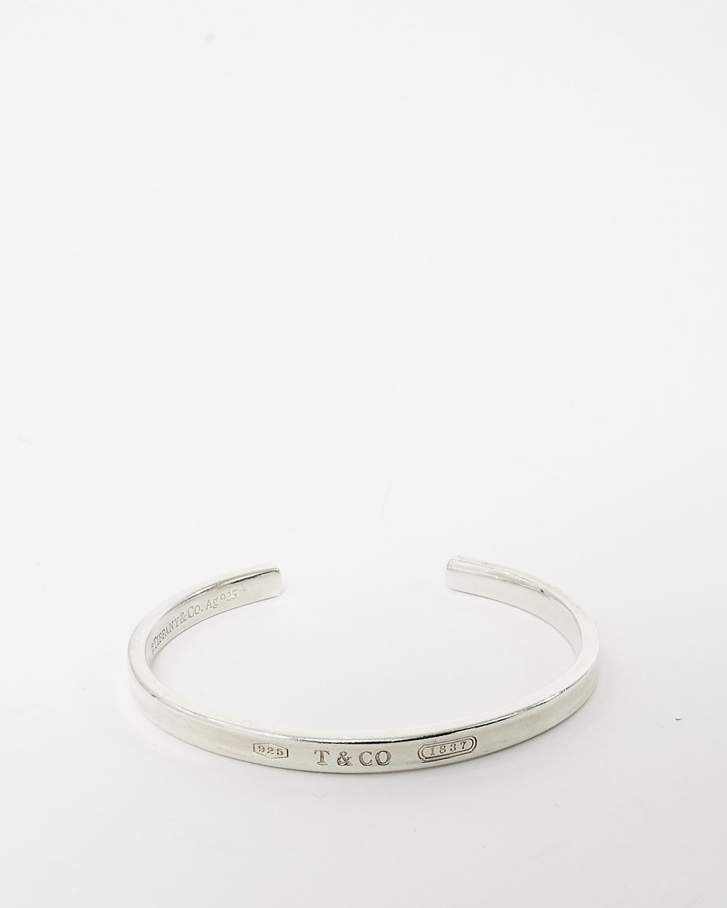 Tiffany 
Co. Silver T 
Co. Bangle Bracelet