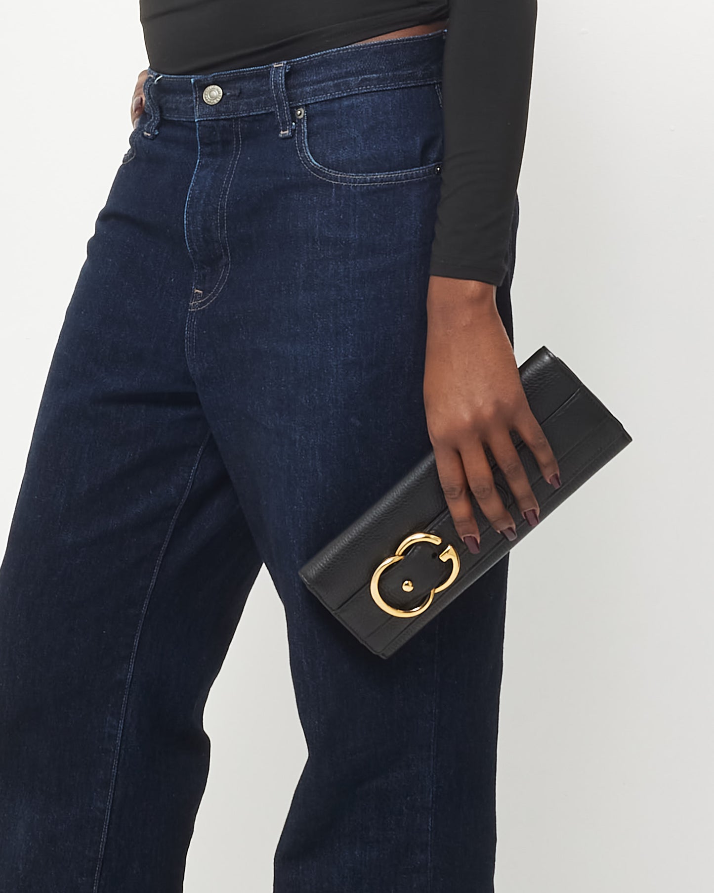 Gucci Black Pebbled Leather Romy Clutch