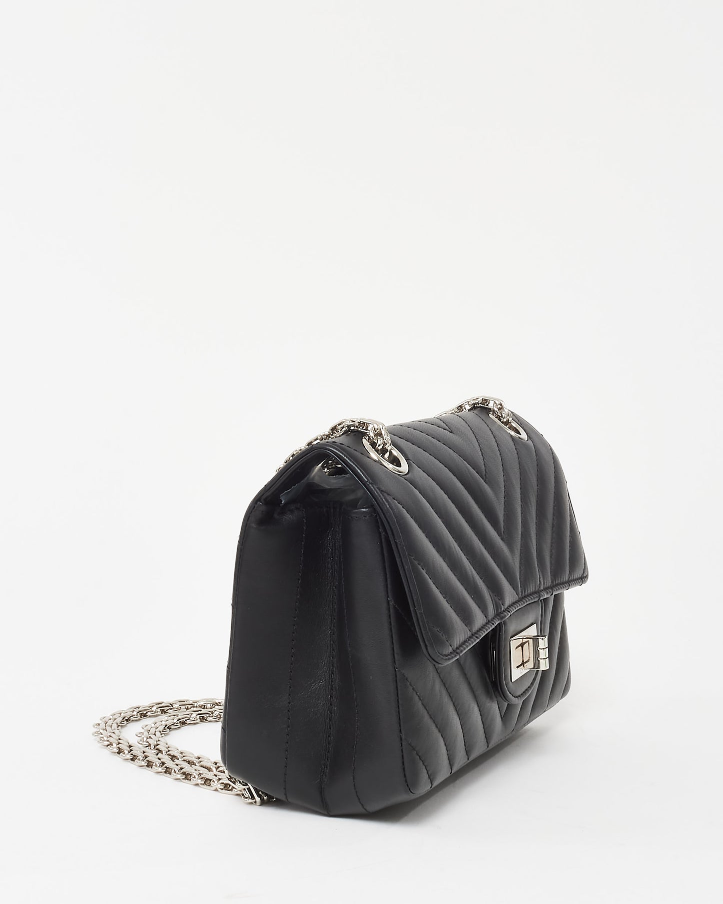 Chanel Black Aged Calfskin Chevron Quilted 2.55 Reissue Mini Flap Bag SHW