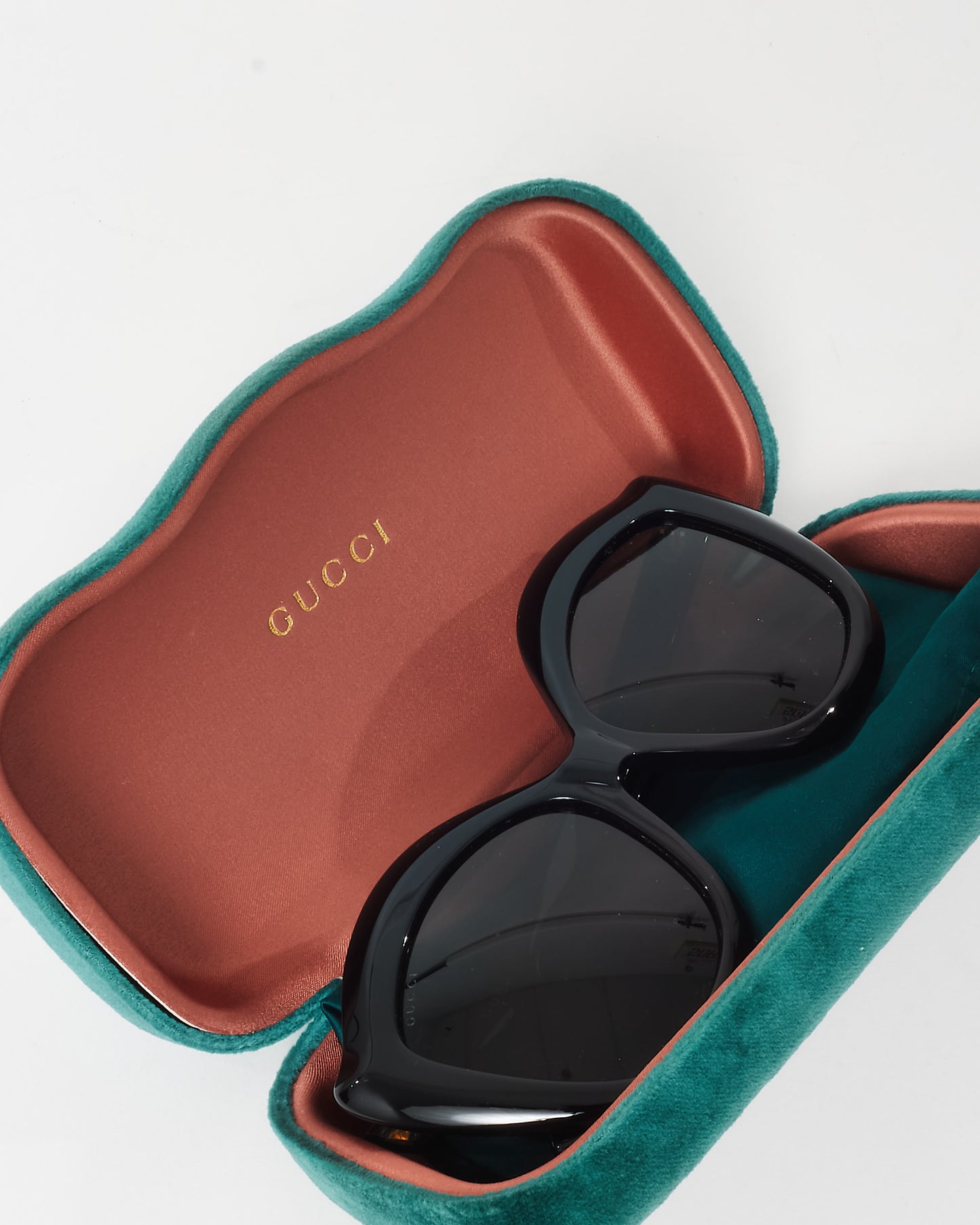 Gucci Black Acetate GG0117S Oversize Cat Eye Sunglasses