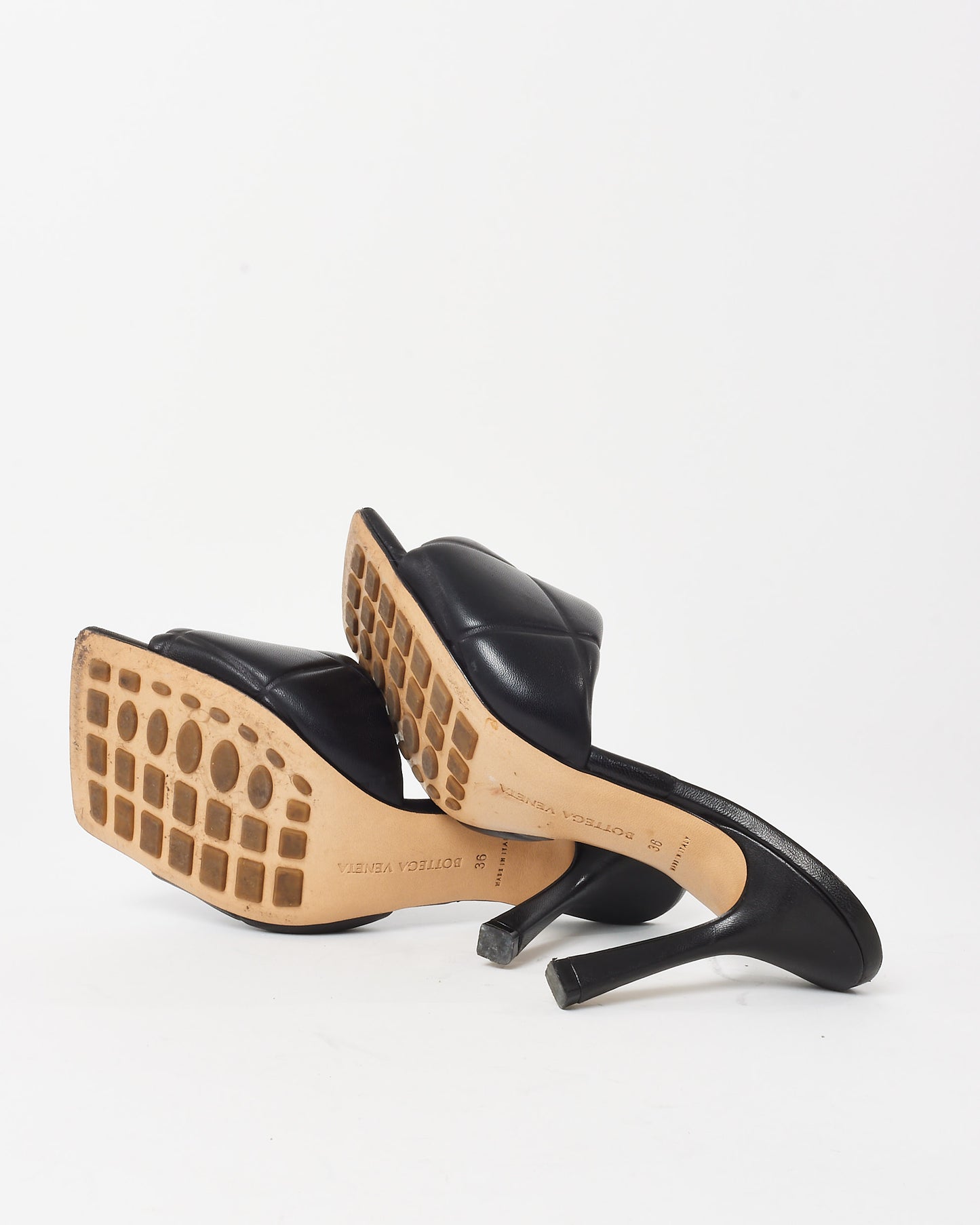 Bottega Veneta Black Intrecciato Leather Lido Sandals - 36