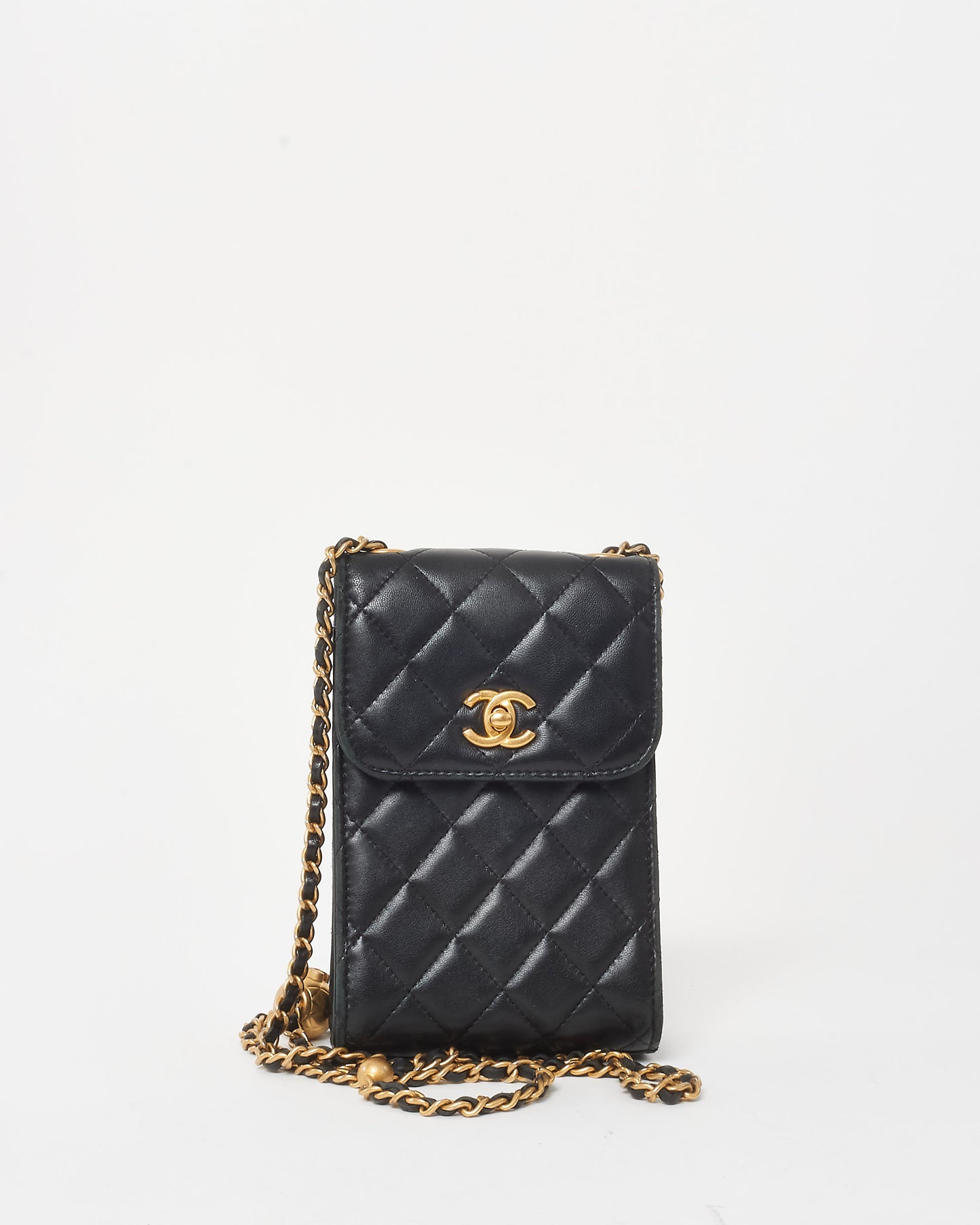 Chanel Black Lambskin Leather Pearl Crush Chain Phone Holder GHW