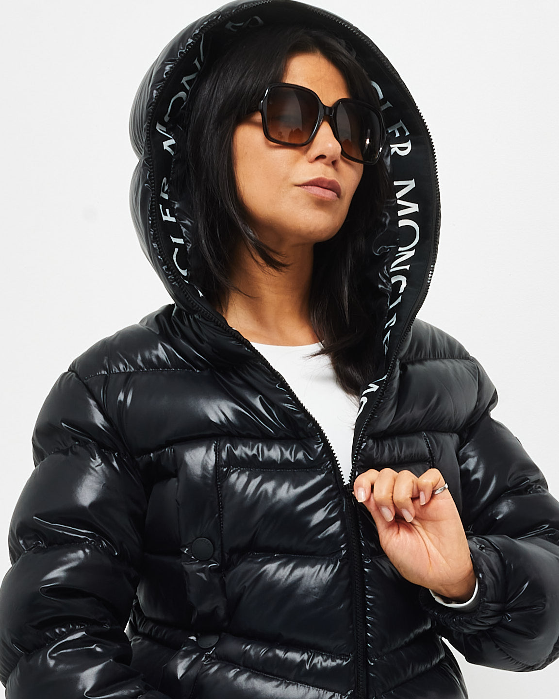 Moncler Black Gloss 
White Logo Slim Puffer Down Jacket - 00