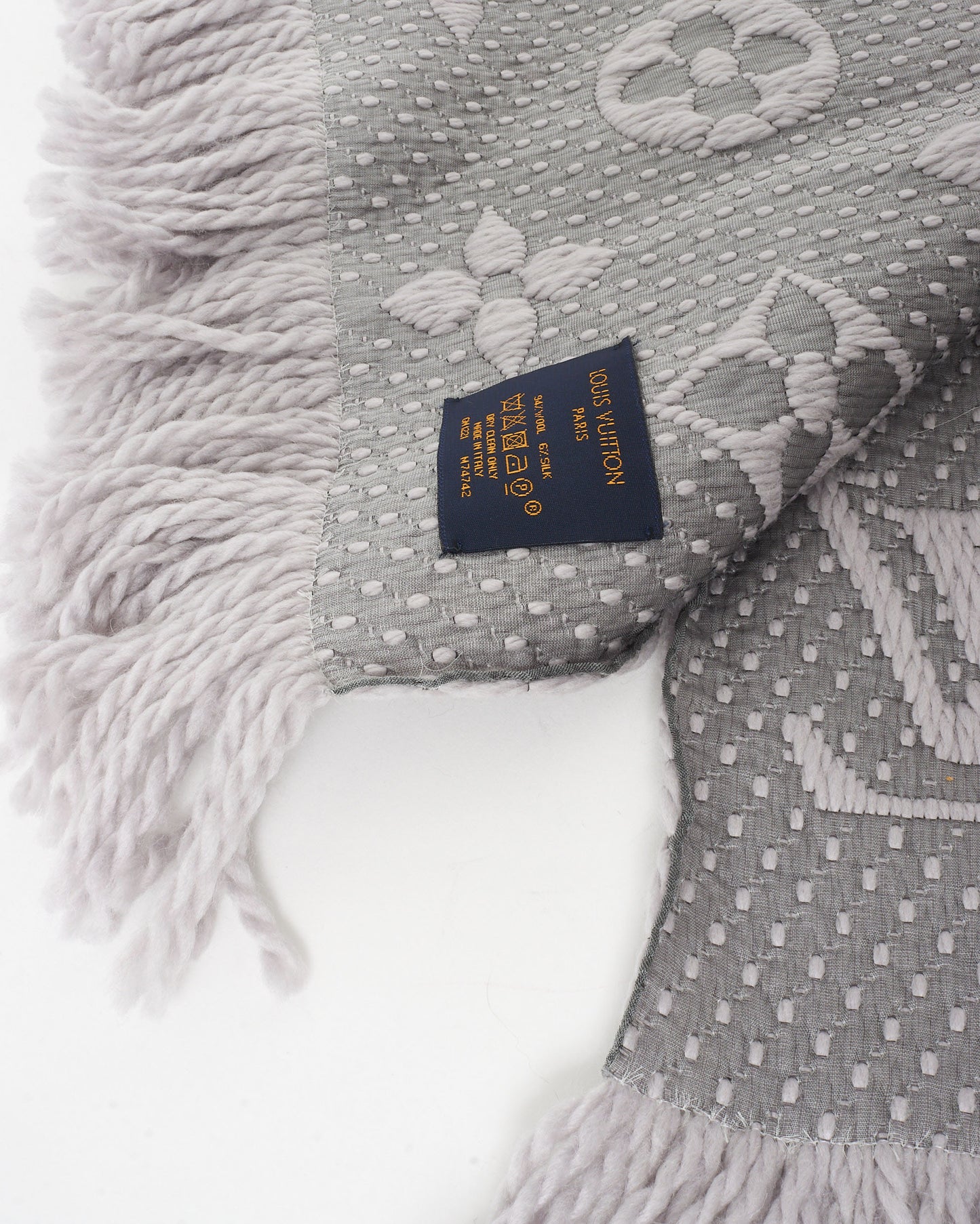 Louis Vuitton Pearl Grey Logomania Chunky Wool Scarf