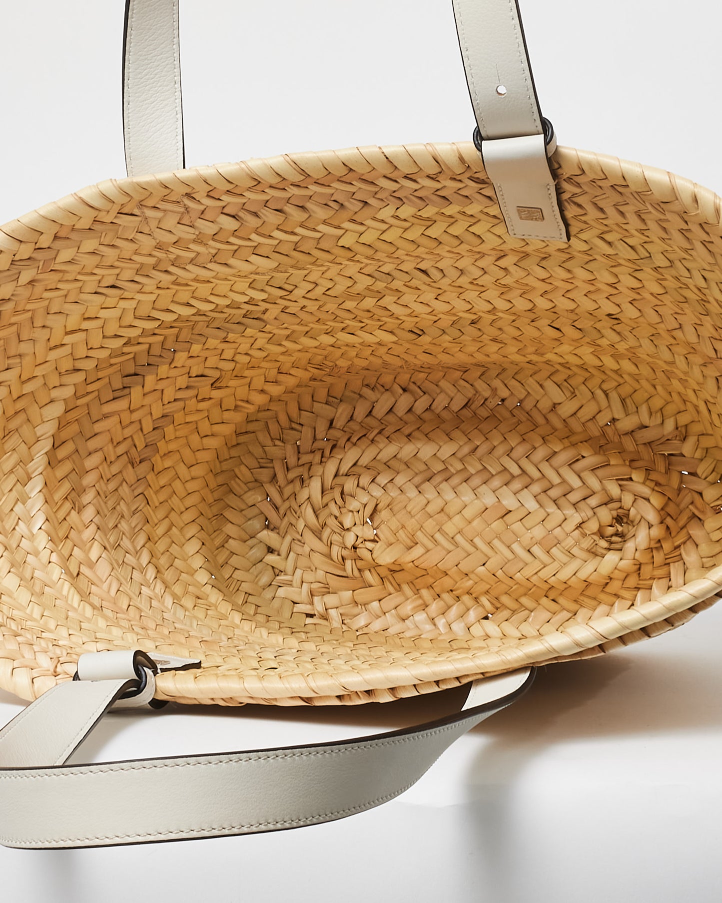 Loewe Medium Palm Leaf 
White Leather Basket Bag