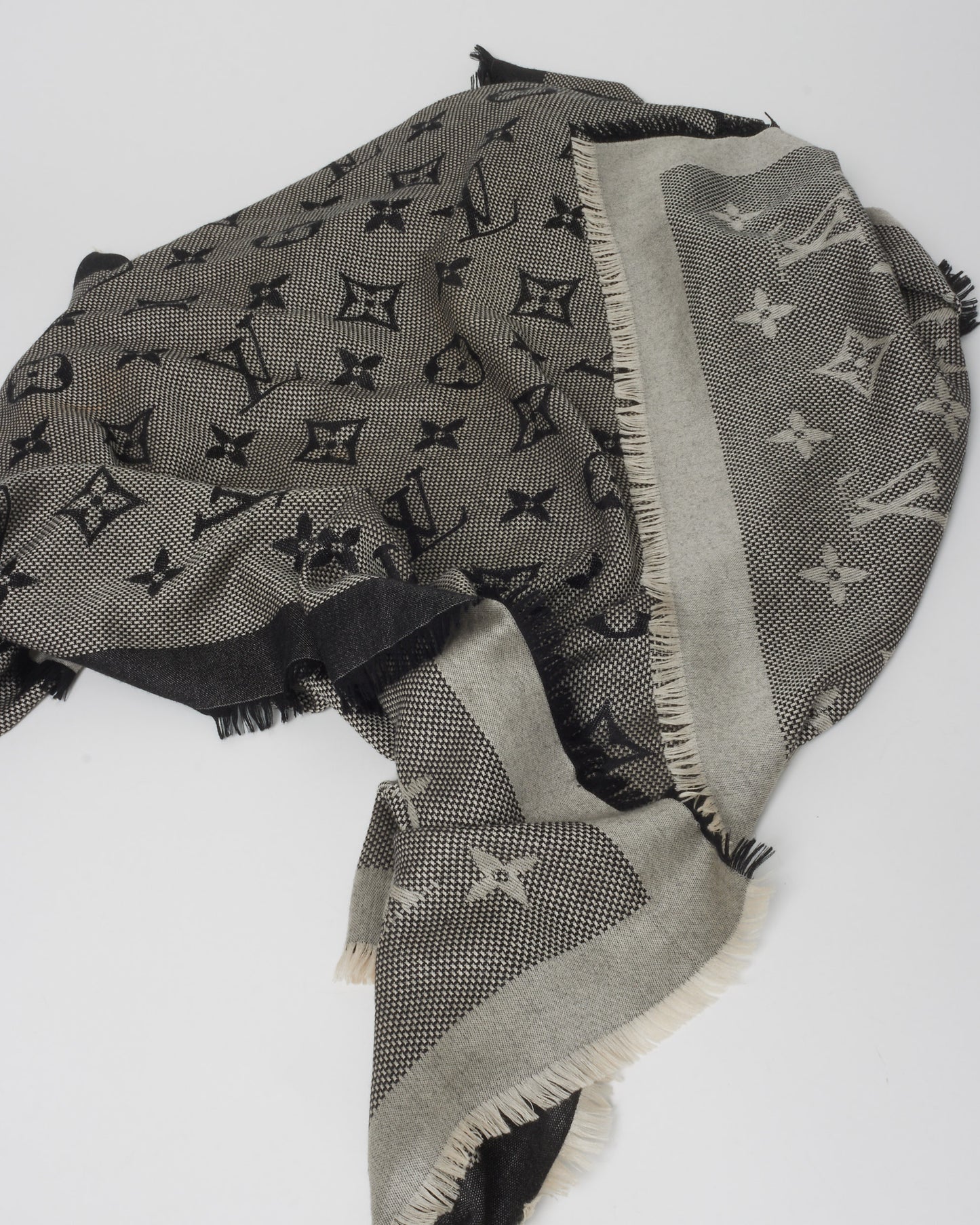 Louis Vuitton Black and Grey Neo Natté Monogram Reversible Wool/Silk Shawl