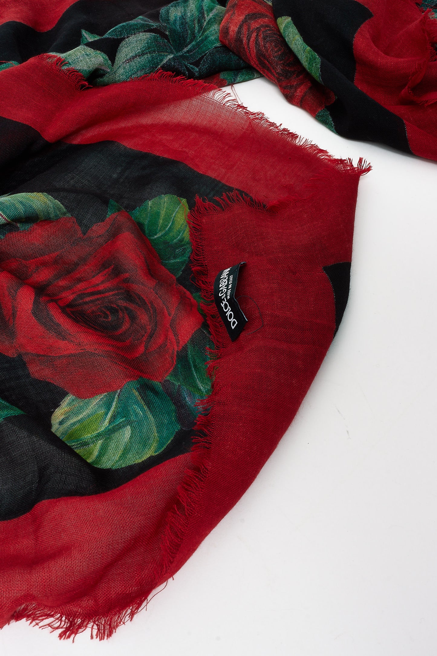 Dolce 
Gabbana Black 
Red Roses Chiffon Shawl Scarf