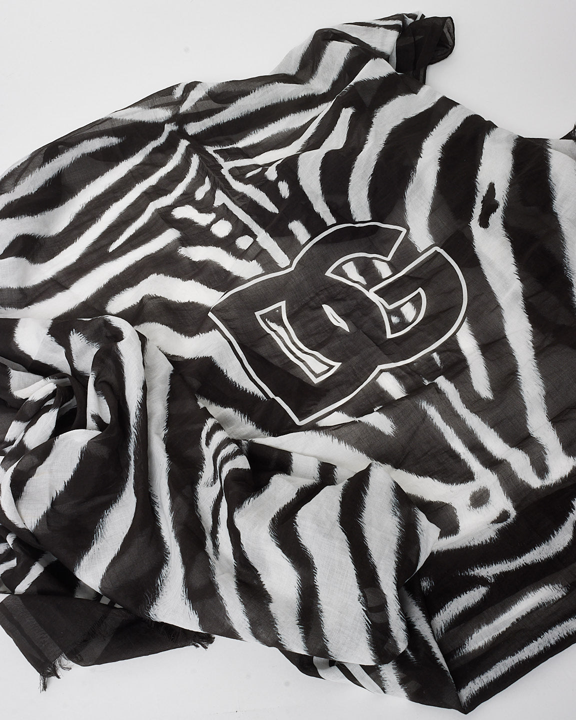 Dolce 
Gabbana "Beachwear" Black 
White Zebra Print Chiffon Shawl Scarf