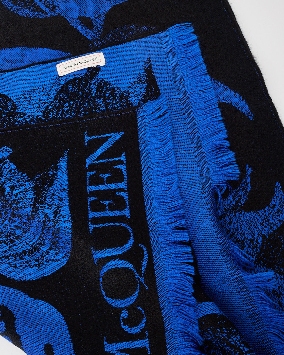 Alexander McQueen Blue Skull 
Leaf Print Knit Scarf