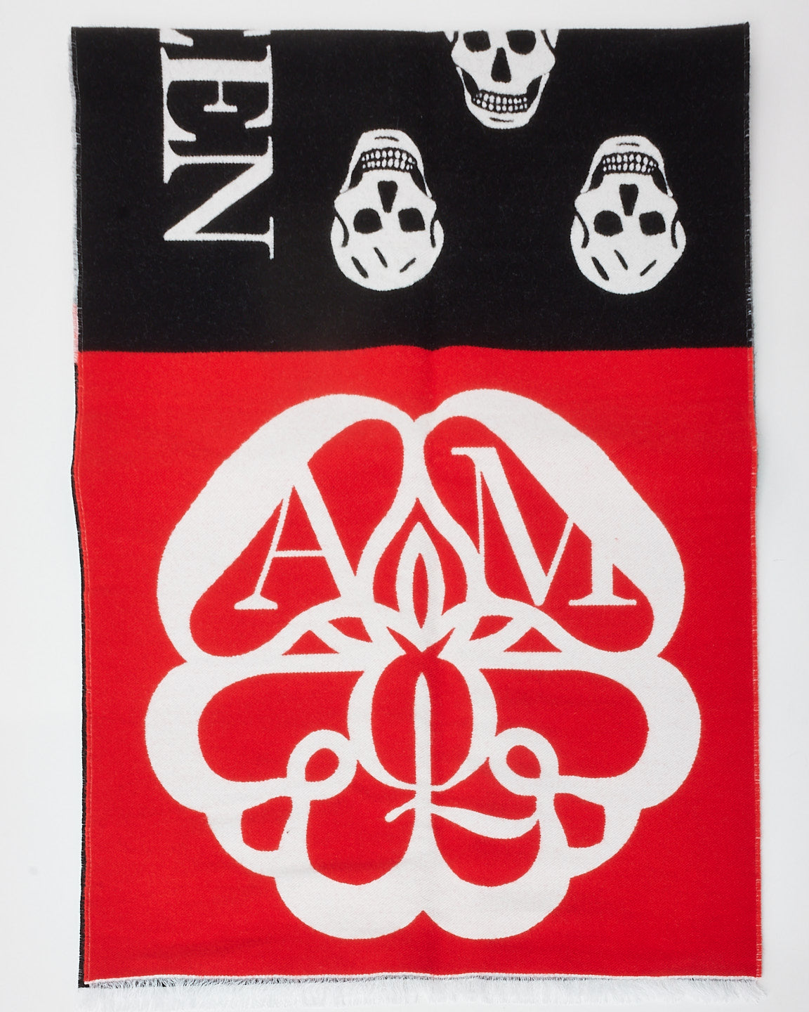 Alexander McQueen Black, White 
Red Skull Knit Logo Scarf