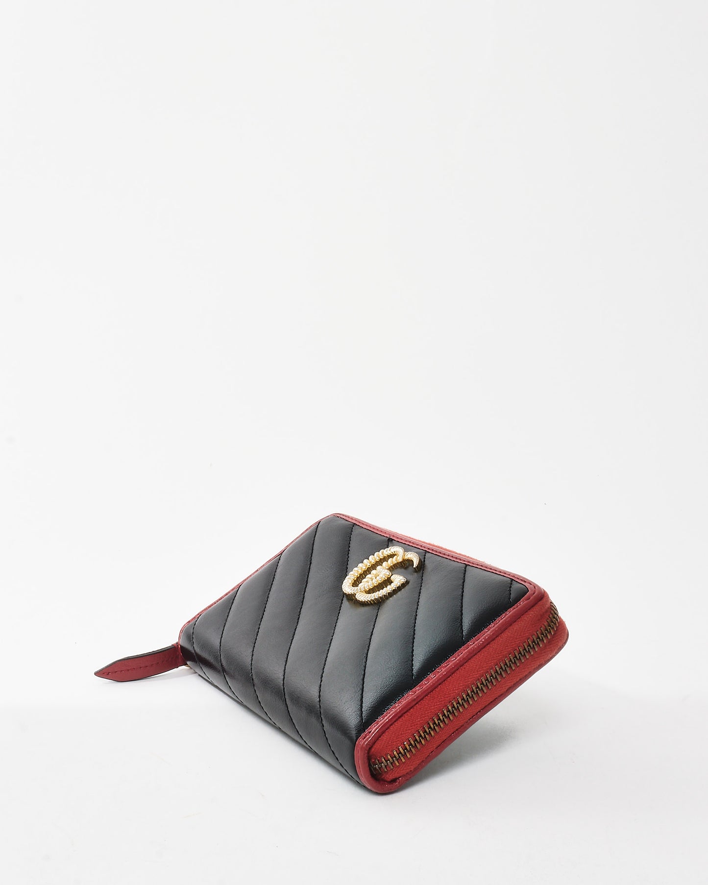 Gucci Black Leather 
Red Diagonal Torchon GG Long Zip Wallet