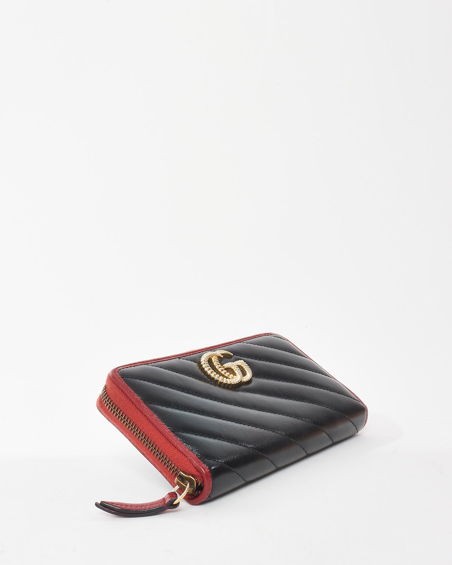 Gucci Black Leather 
Red Diagonal Torchon GG Long Zip Wallet