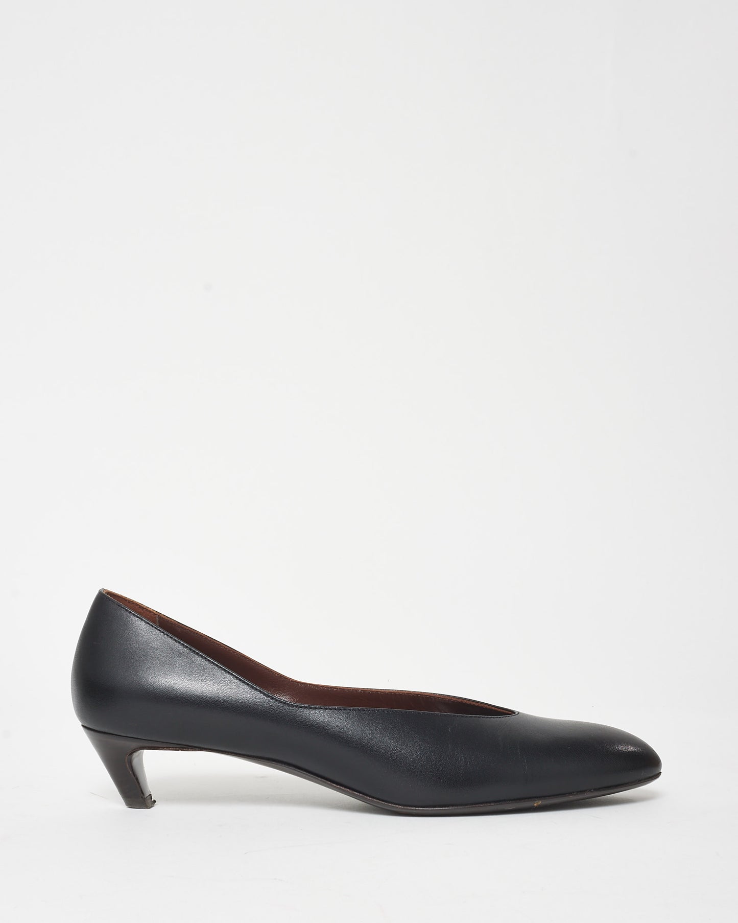 The Row Black Leather Almond Pump - 38