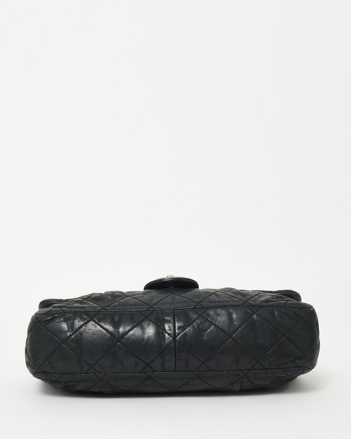 Chanel Black Iridescent Lambskin Chic Quilt Flap Bag