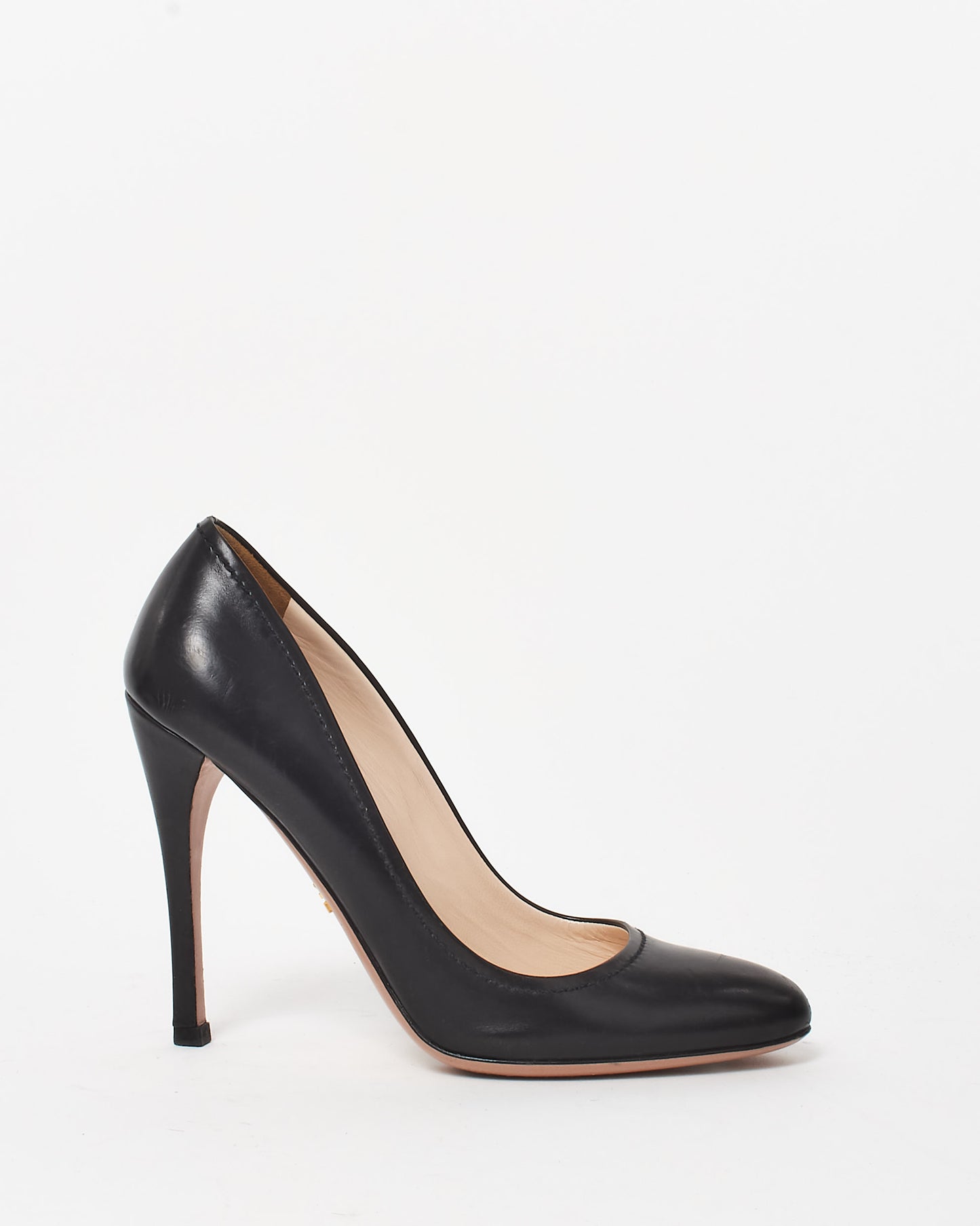 Prada Black Leather Round Toe Pumps - 36