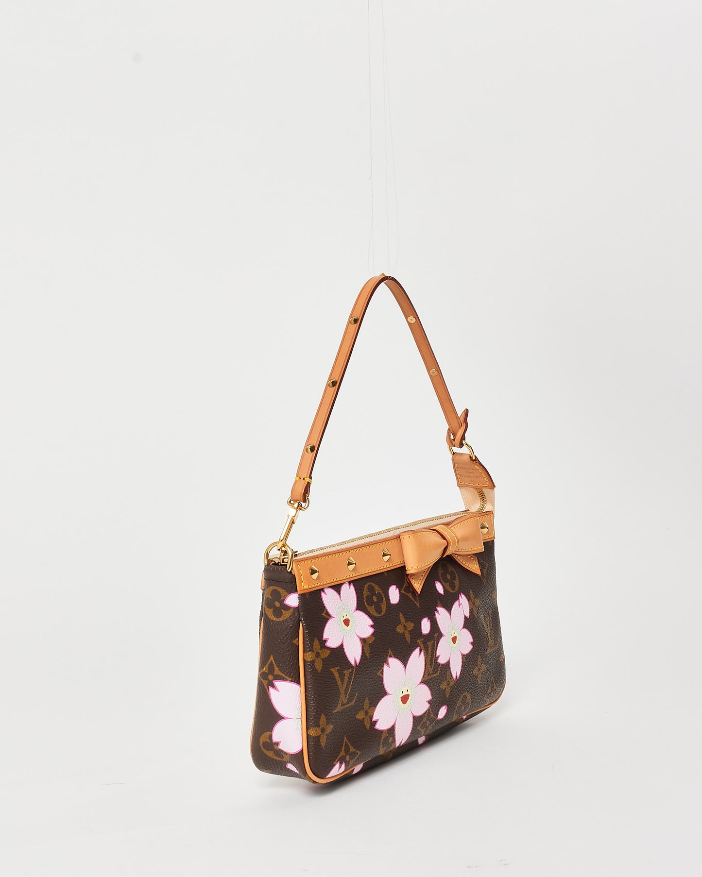 Louis Vuitton Monogram Coated Canvas Cherry Blossom Takashi Murakami Pochette D
Accessoires