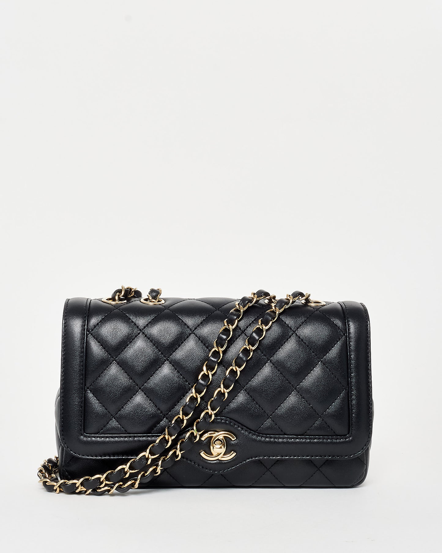 Chanel Black Lambskin Leather GHW Diana Flap Bag