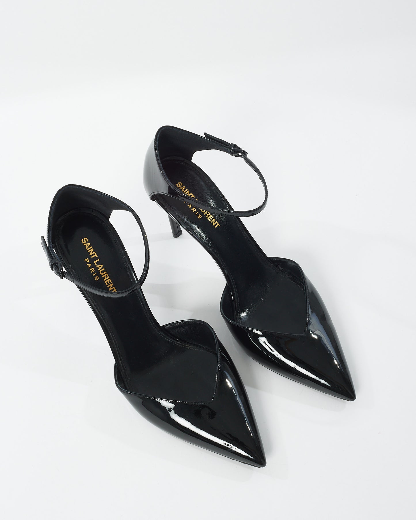 Saint Laurent Black Patent Leather Avenue D
Orsay Pumps - 41