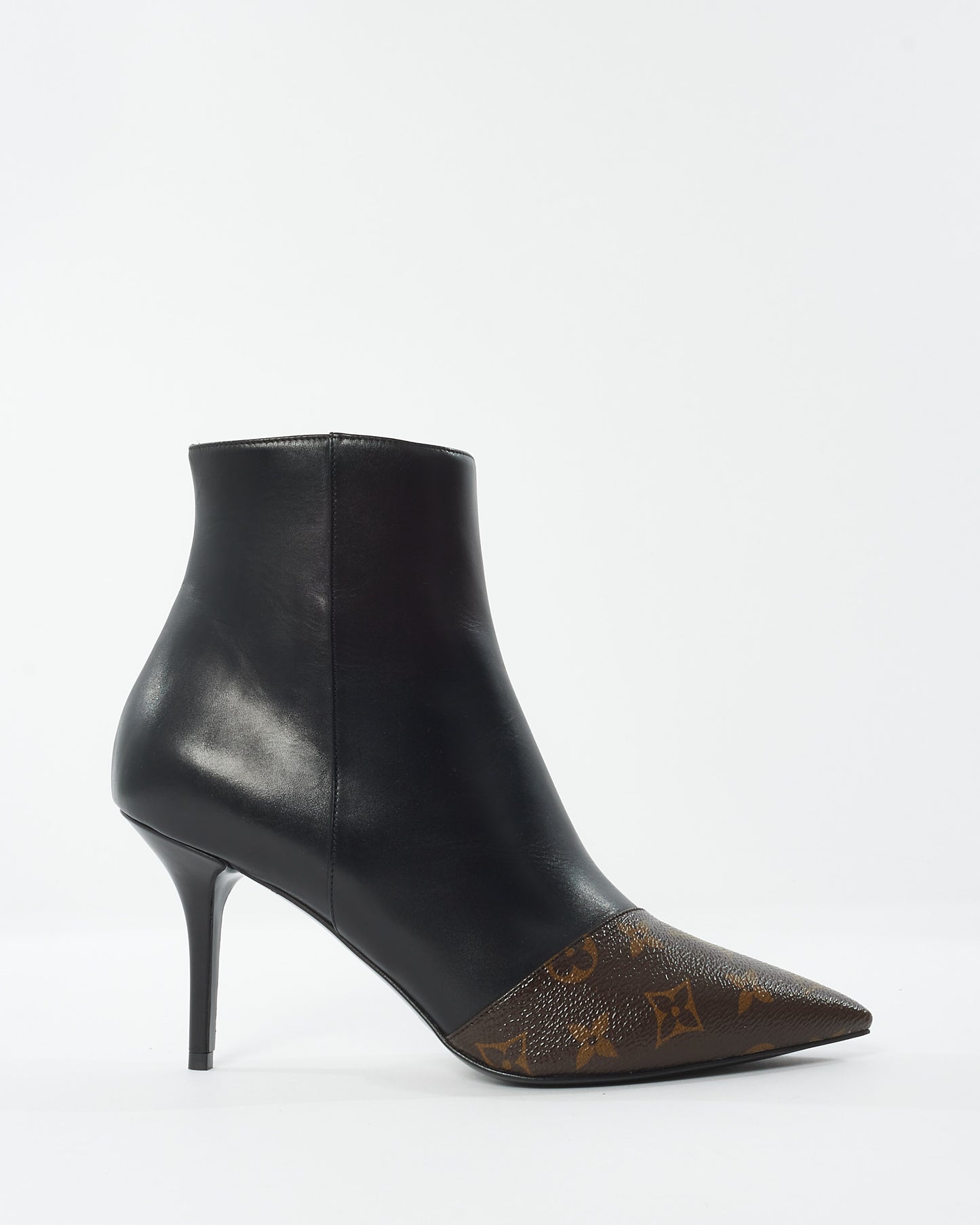 Louis Vuitton Black Leather with Monogram Cherie Ankle Boots - 41