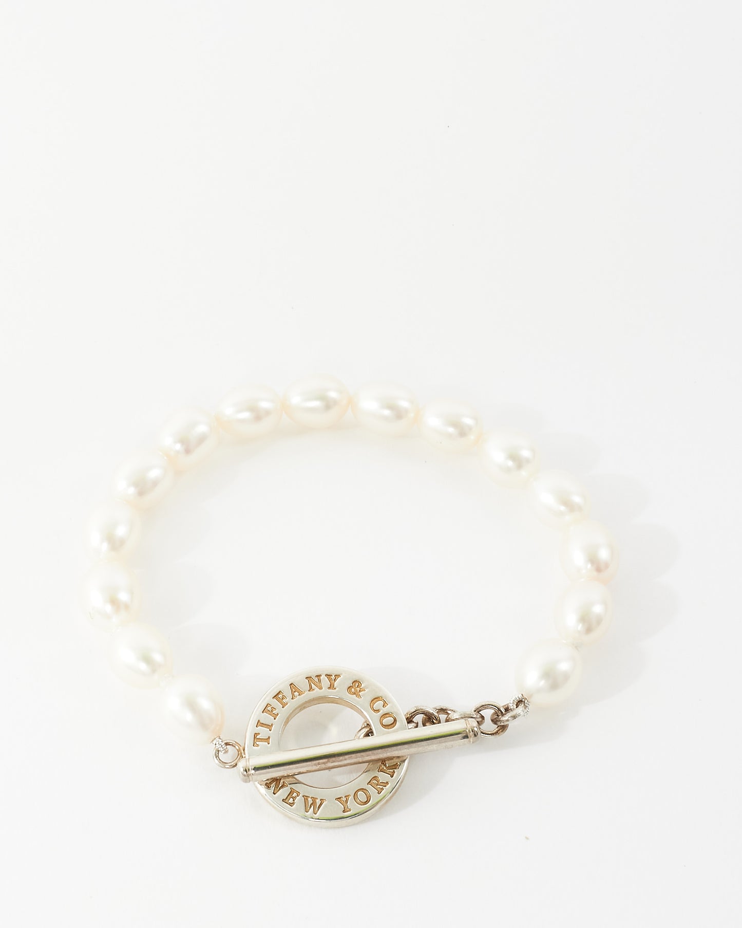 Tiffany 
Co. Pearl Toggle Bracelet