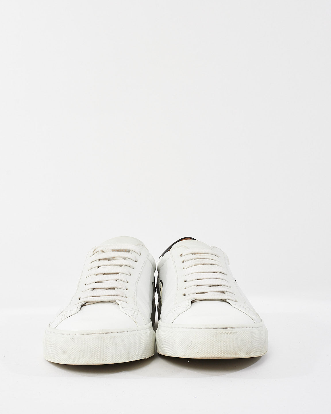 Givenchy White 
Black Leather Reverse Low Top Sneakers - 41 MEN