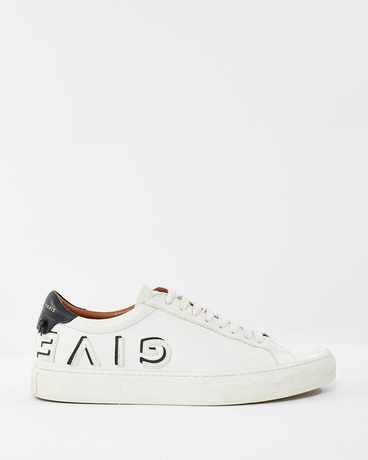 Givenchy White 
Black Leather Reverse Low Top Sneakers - 41 MEN