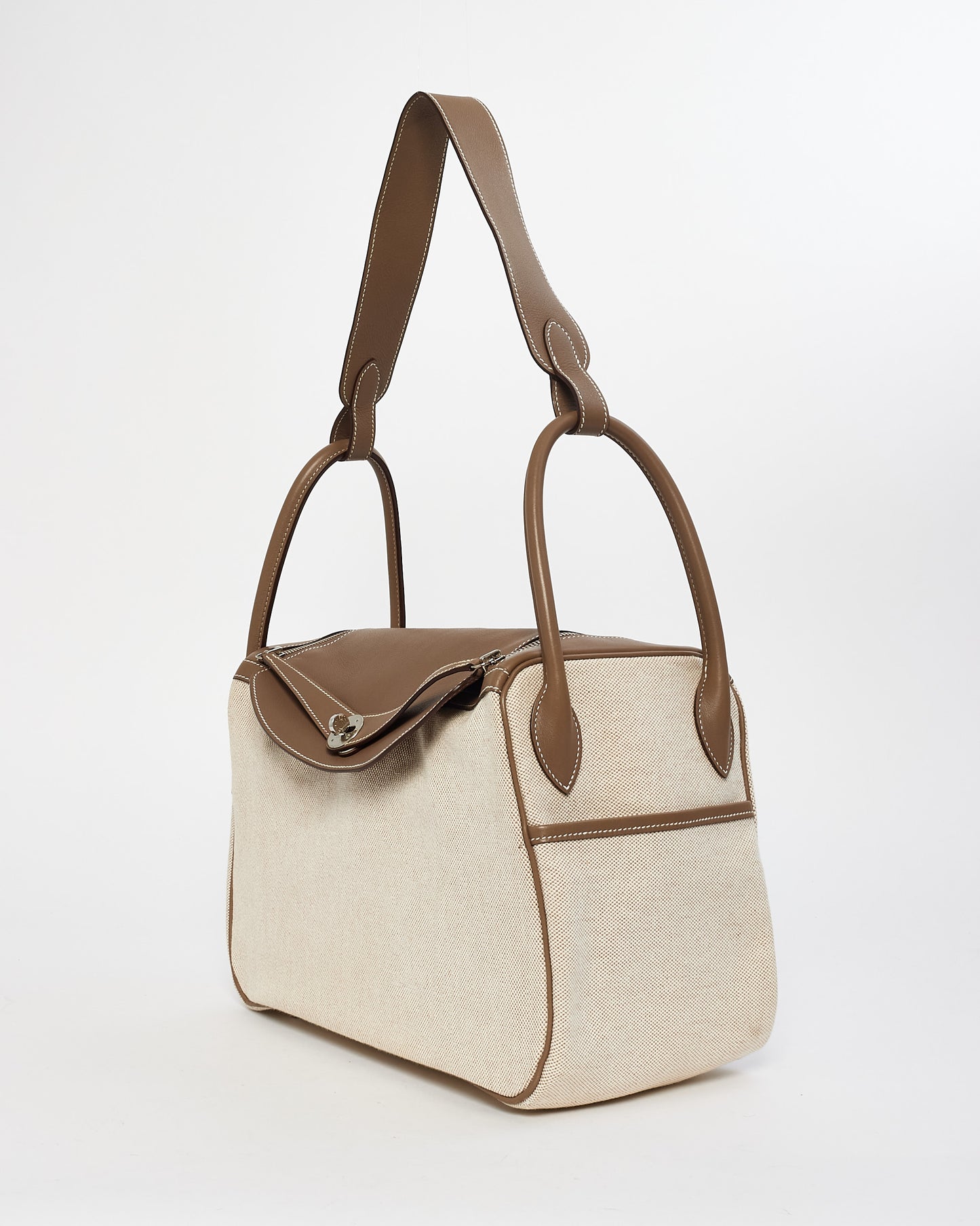 Hermès Beige Canvas 
Etoupe Leather 34cm Lindy Shoulder Bag with SHW