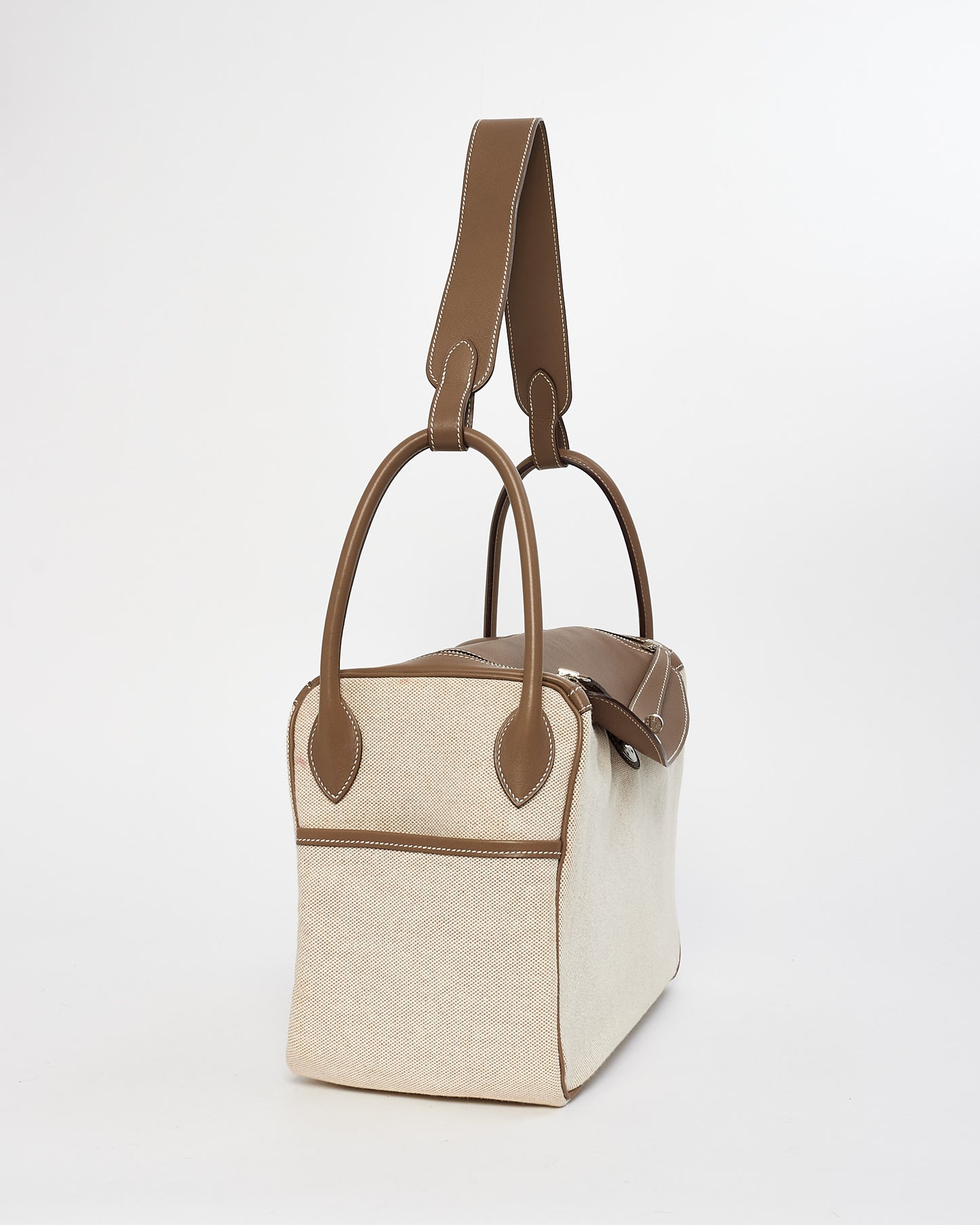 Hermès Beige Canvas 
Etoupe Leather 34cm Lindy Shoulder Bag with SHW