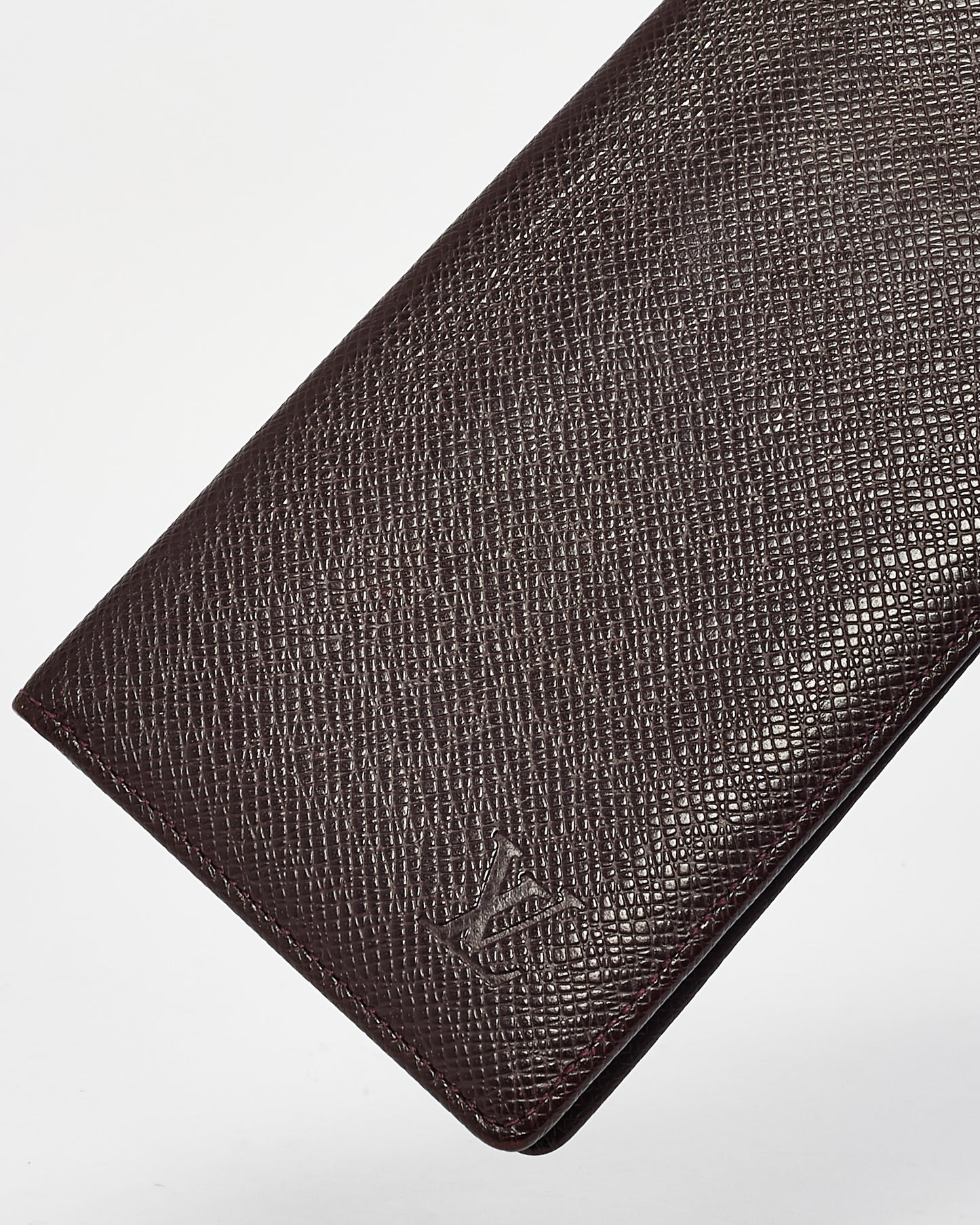 Louis Vuitton Brown Leather Taiga Checkbook Wallet