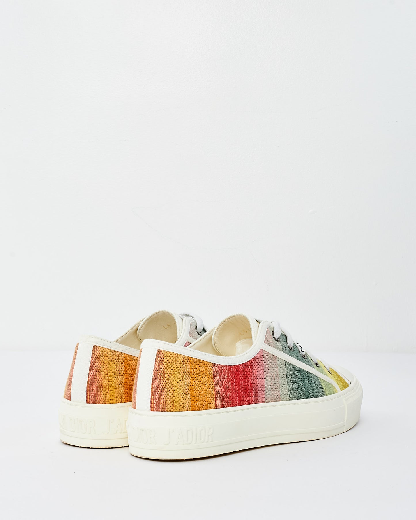 Dior Walk
N
Dior Multicolor Canvas Sneaker - 37